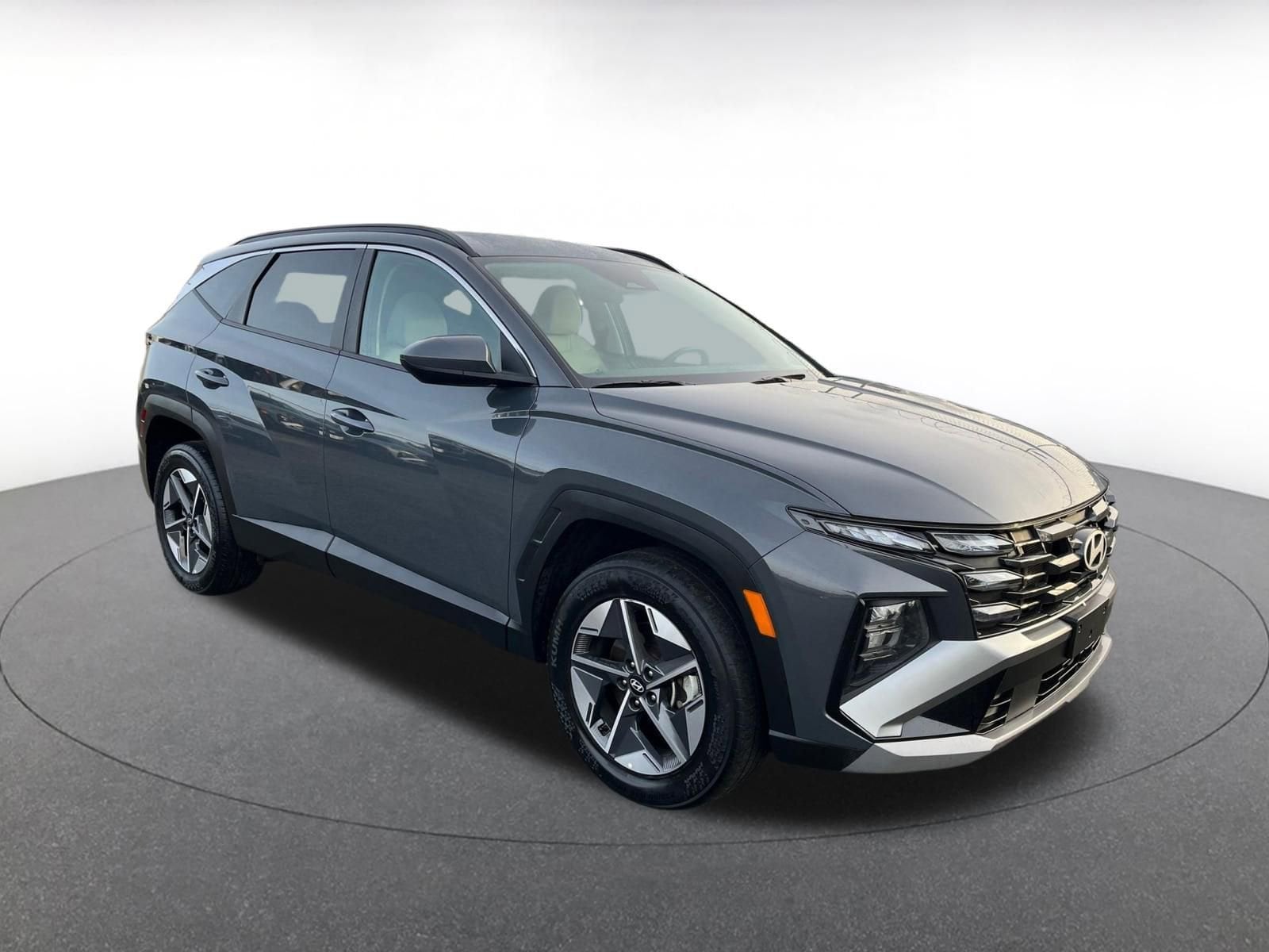 Thumbnail: 2025 Hyundai Tucson - 1