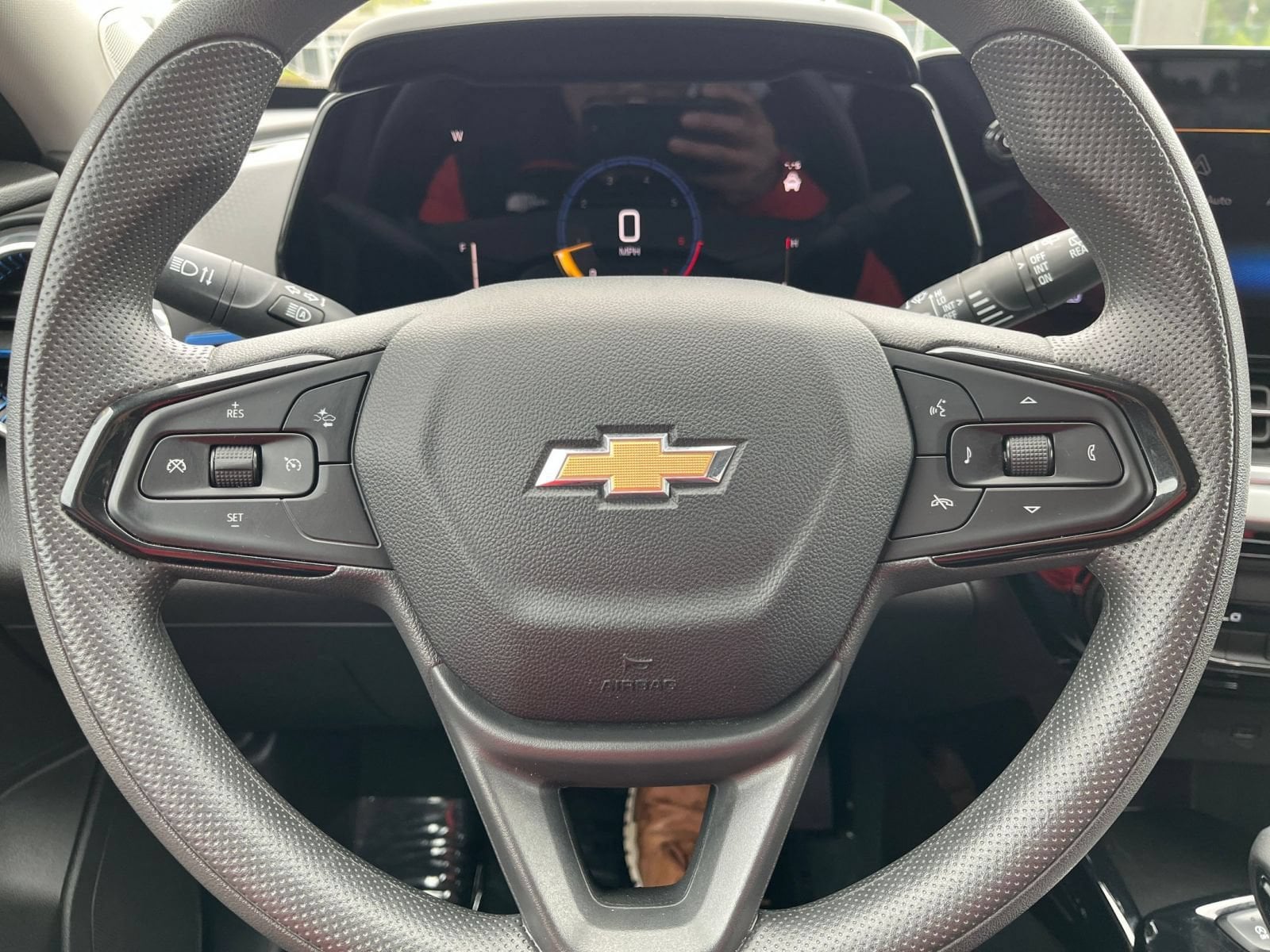 Thumbnail: 2025 Chevrolet Trax - 28