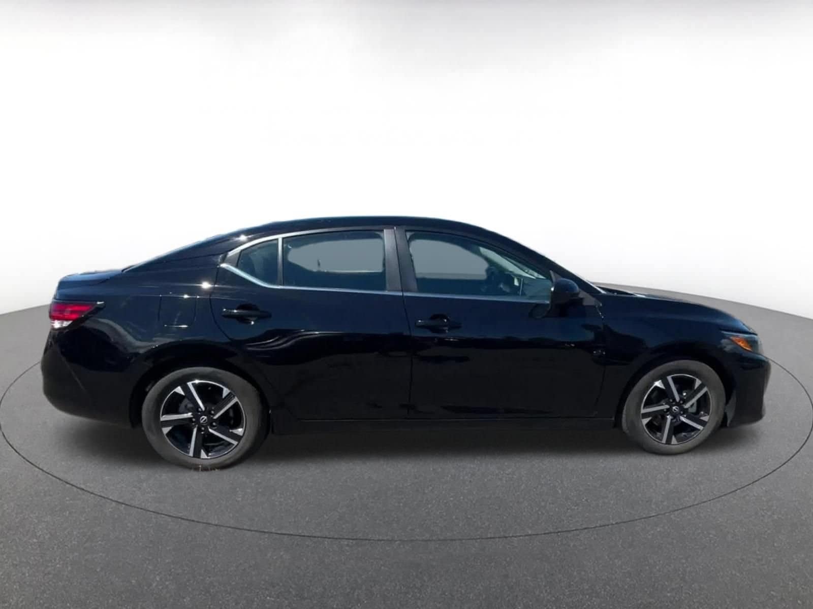 Thumbnail: 2025 Nissan Sentra - 16