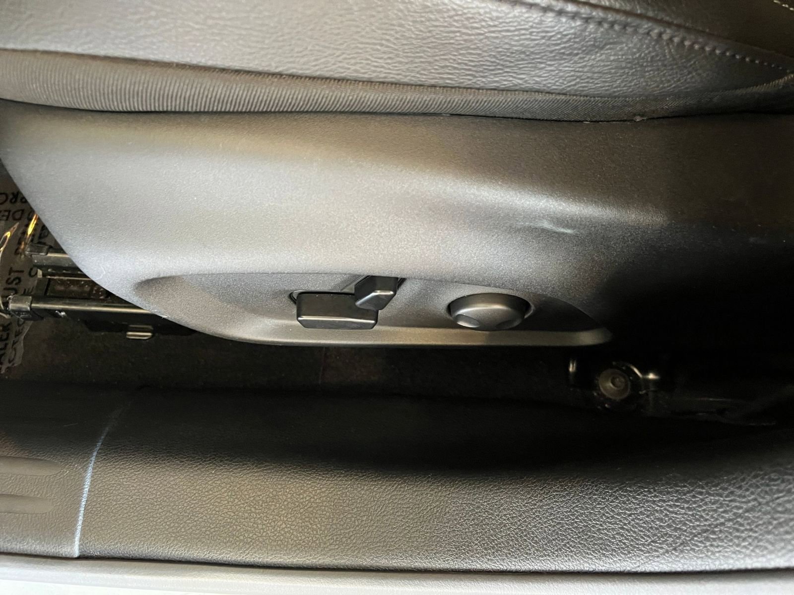 Thumbnail: 2025 Jeep Compass - 23