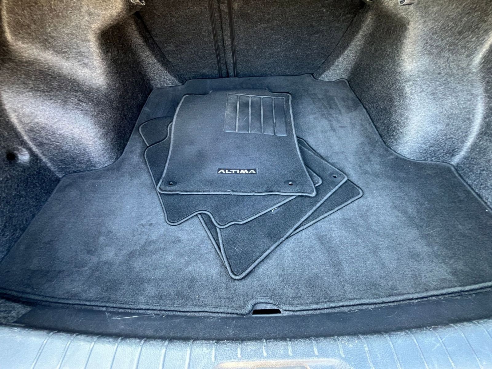 Thumbnail: 2024 Nissan Altima - 31