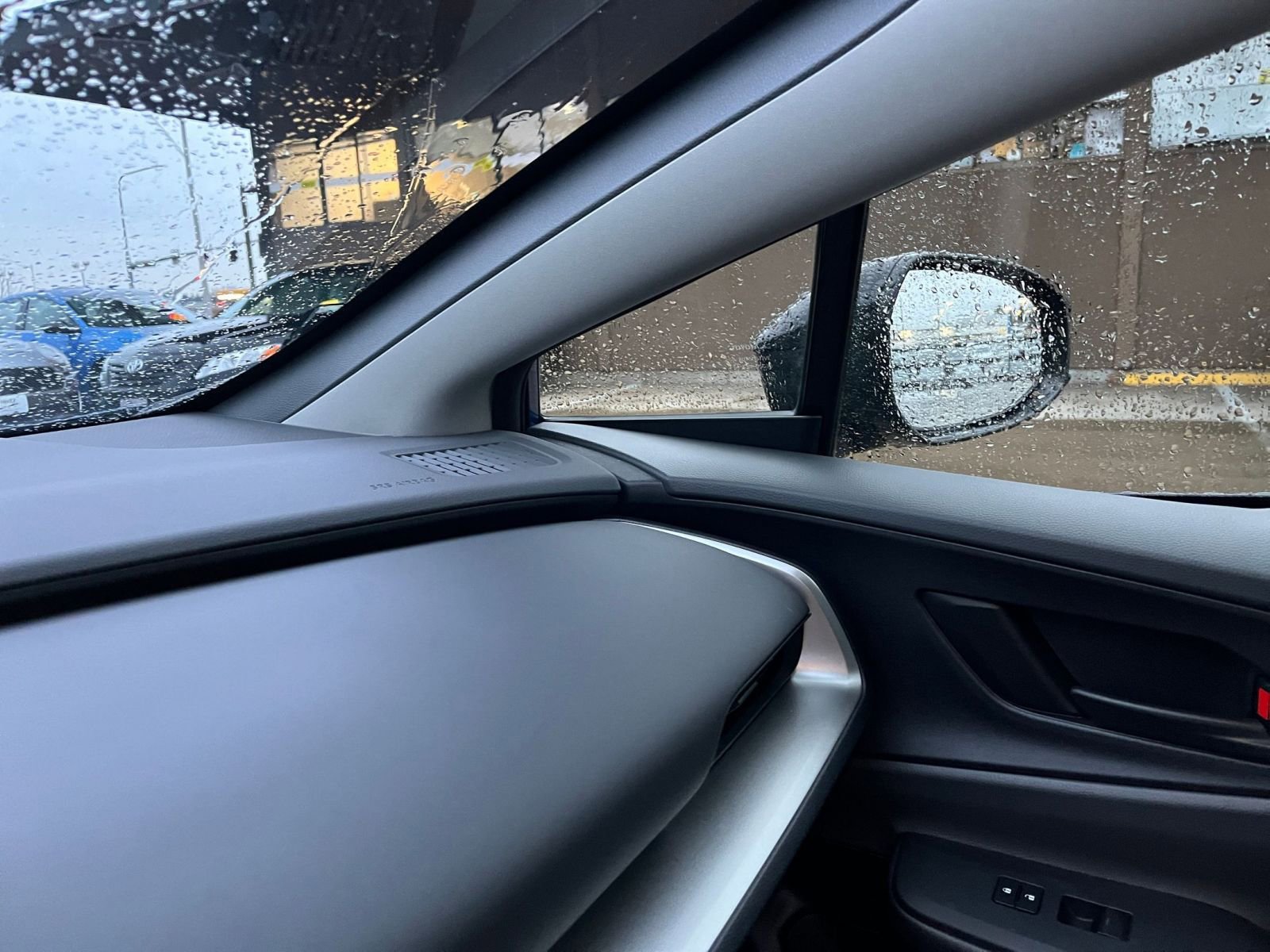 Thumbnail: 2025 Toyota Prius - 35