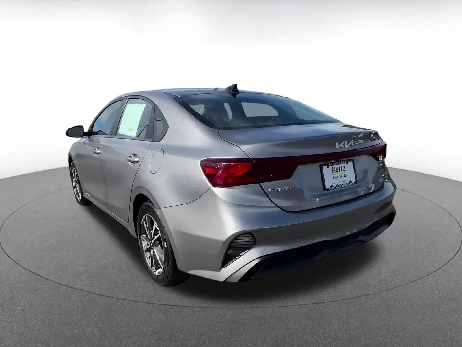 Thumbnail: 2024 Kia Forte - 11