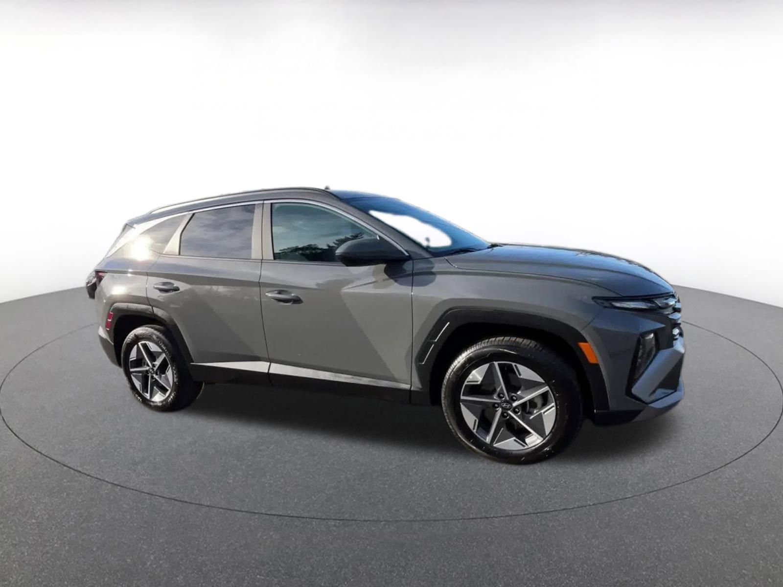 Thumbnail: 2025 Hyundai Tucson - 2