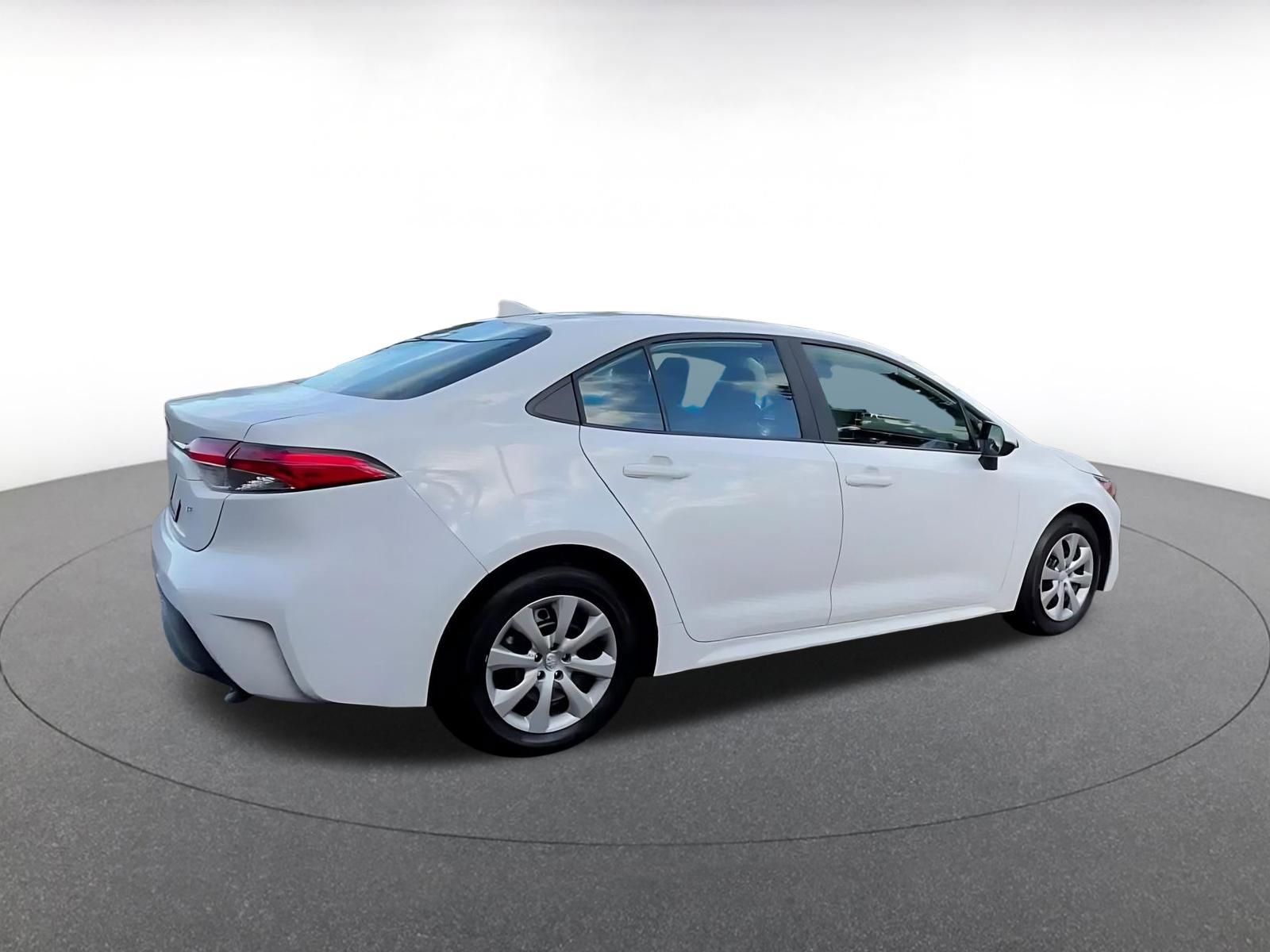 Thumbnail: 2025 Toyota Corolla - 14