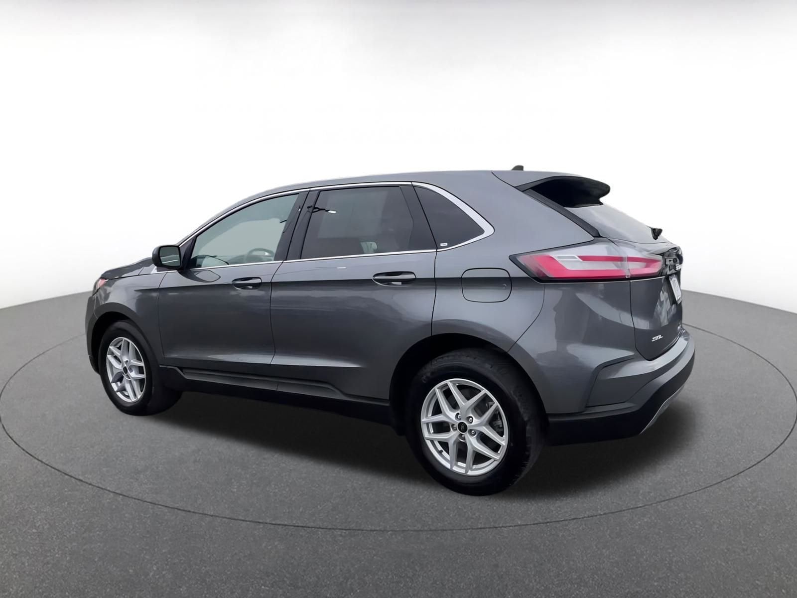 Thumbnail: 2024 Ford Edge - 10