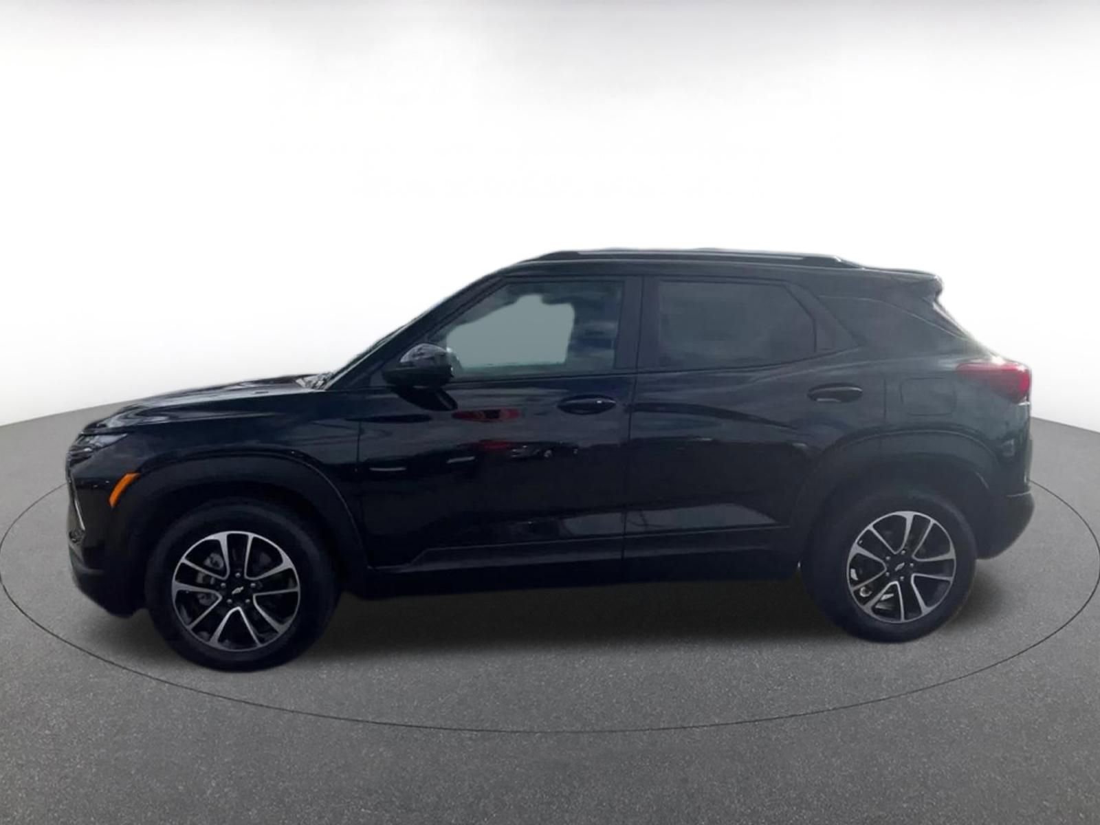 Thumbnail: 2025 Chevrolet TrailBlazer - 9