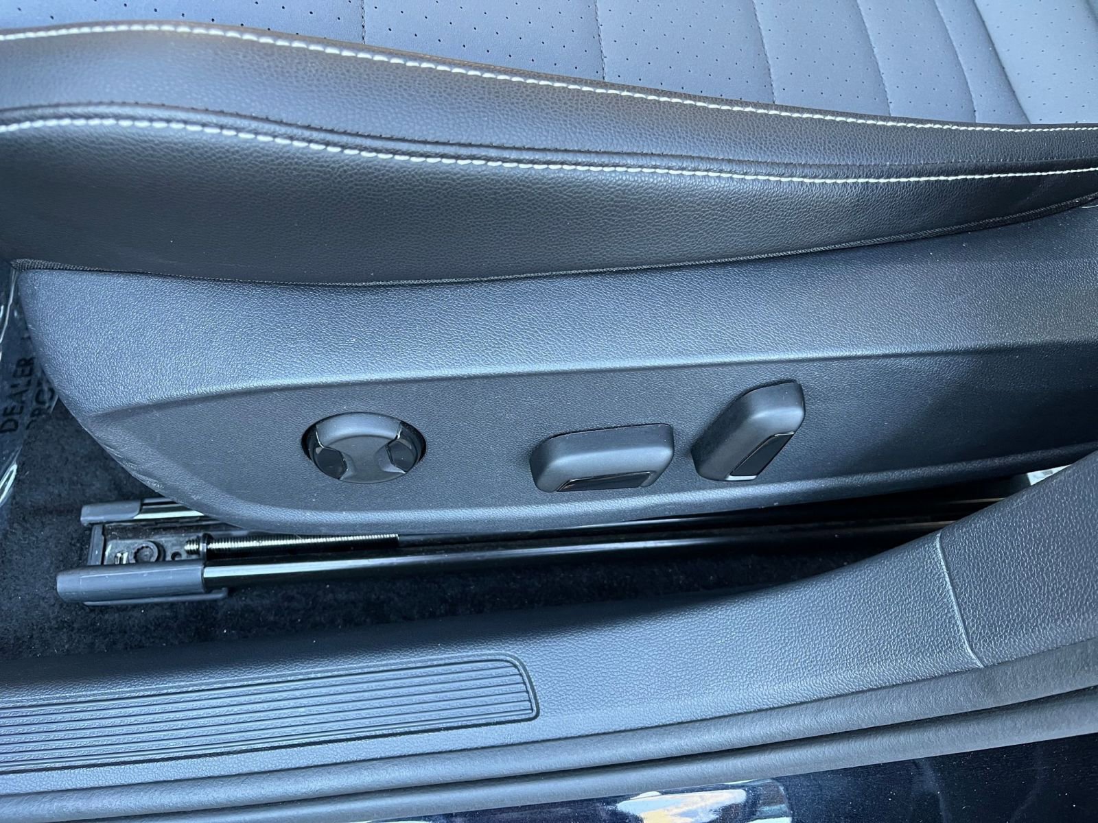 Thumbnail: 2025 Volkswagen Jetta - 22