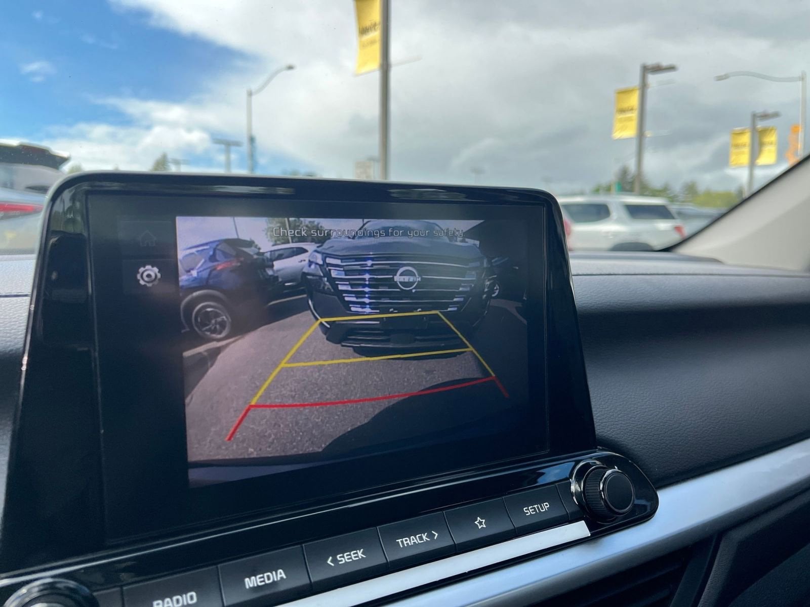 Thumbnail: 2024 Kia Forte - 17