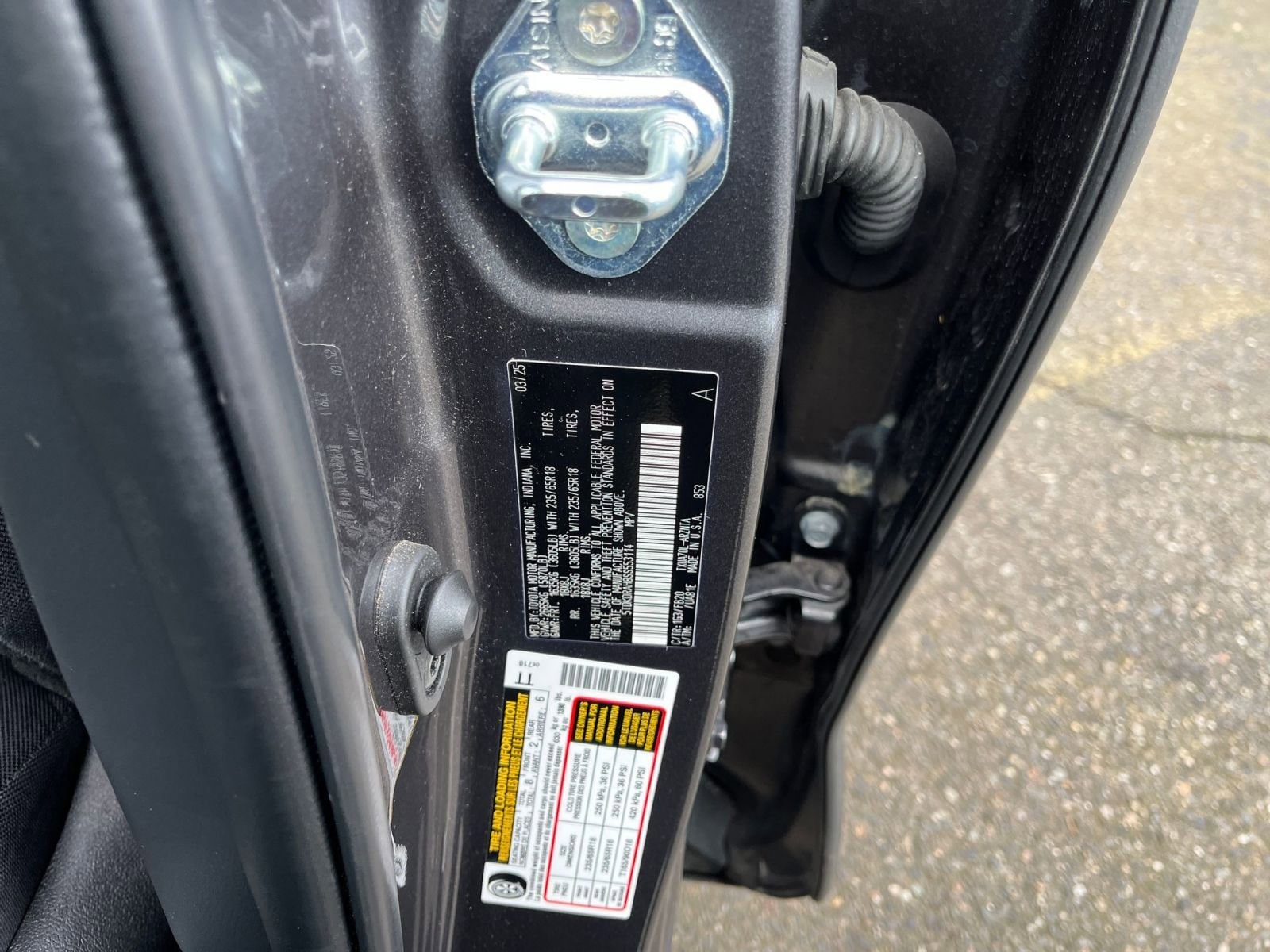 Thumbnail: 2025 Toyota Highlander - 31