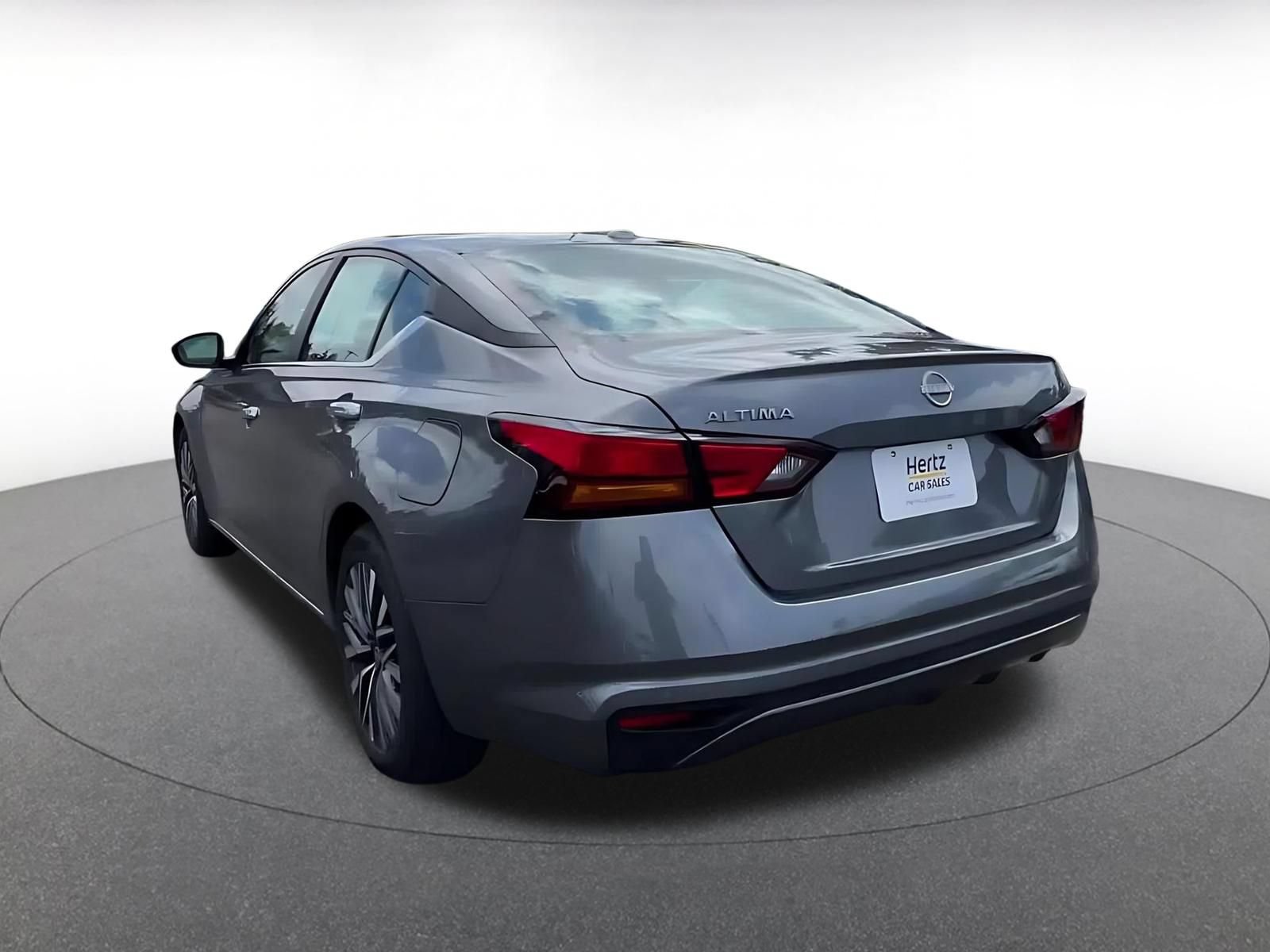 Thumbnail: 2025 Nissan Altima - 9