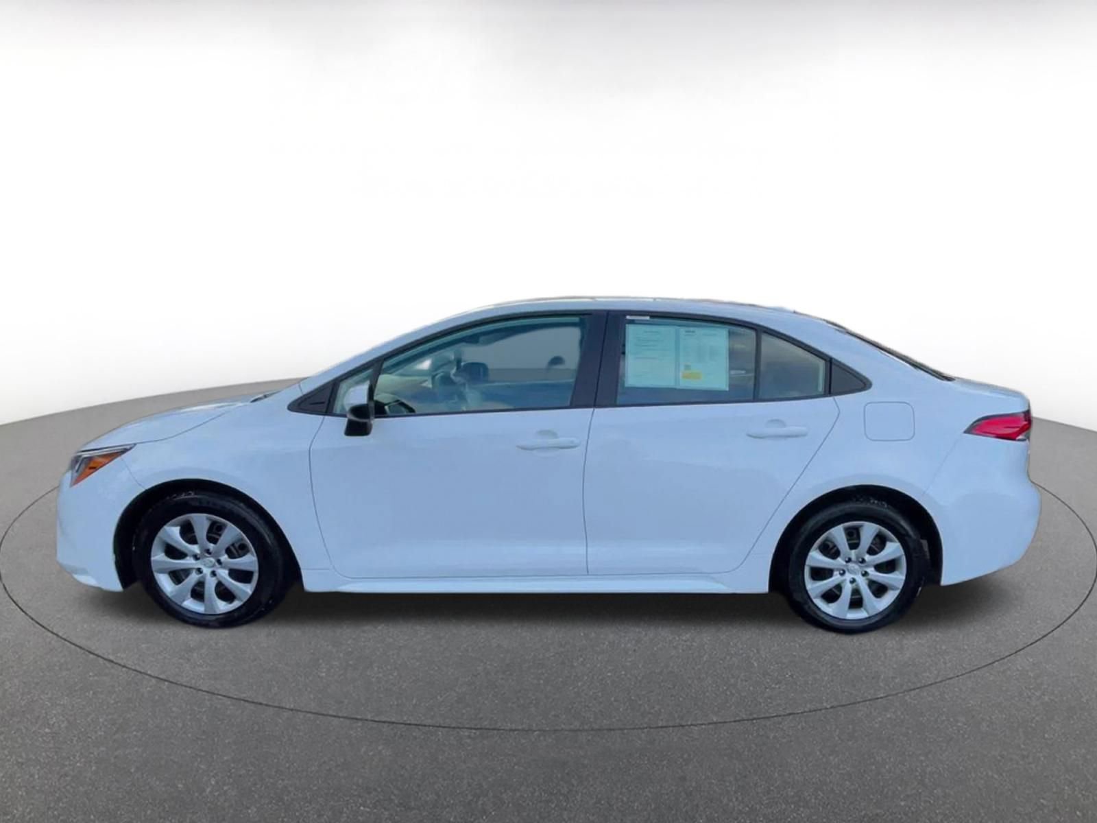 Thumbnail: 2025 Toyota Corolla - 9