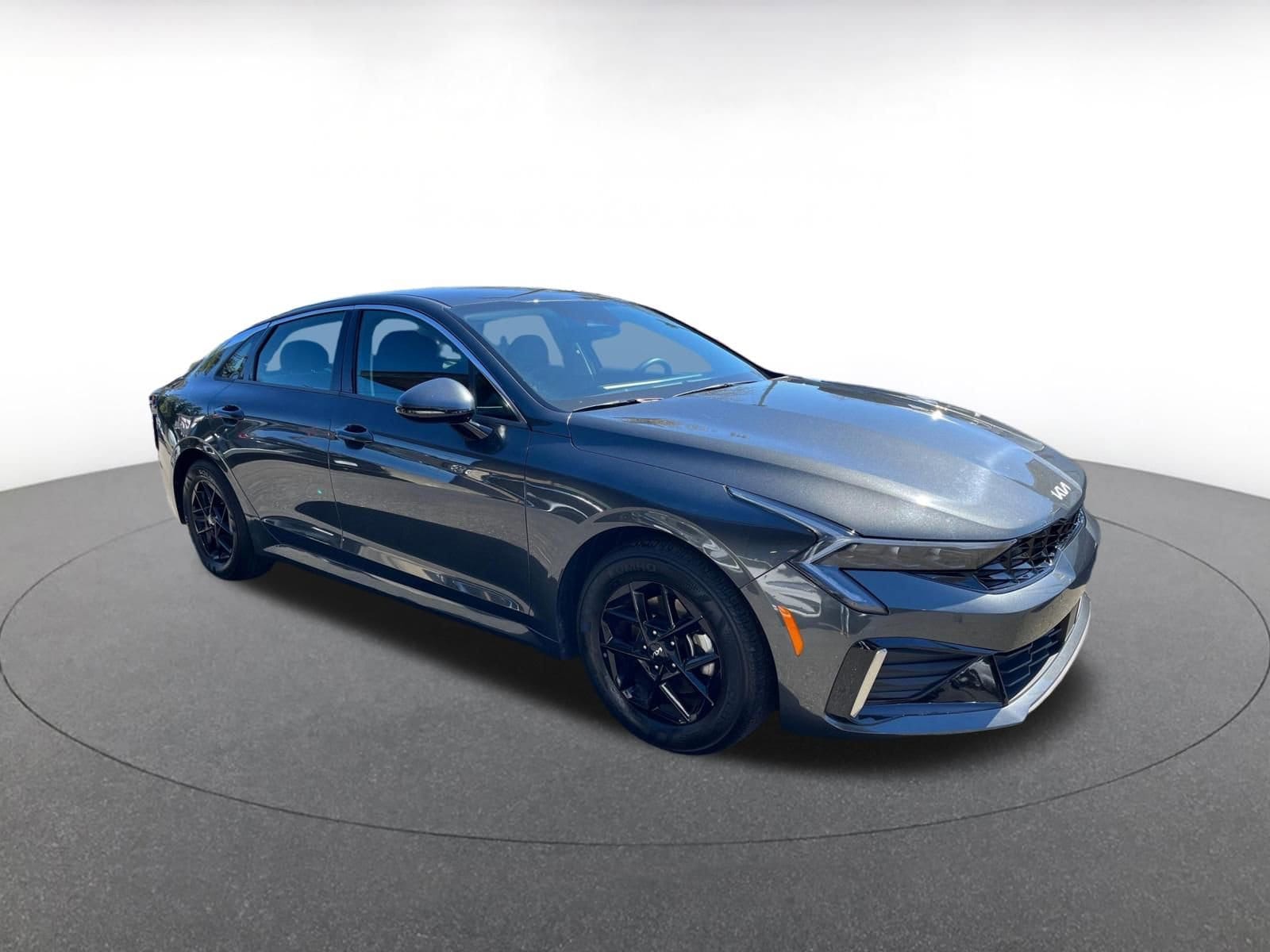 Thumbnail: 2025 Kia K5 - 1