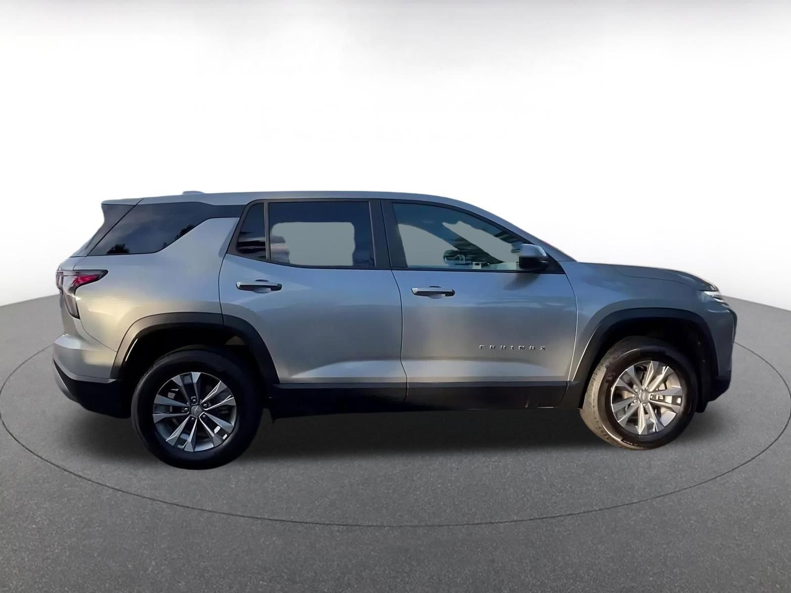 Thumbnail: 2025 Chevrolet Equinox - 16