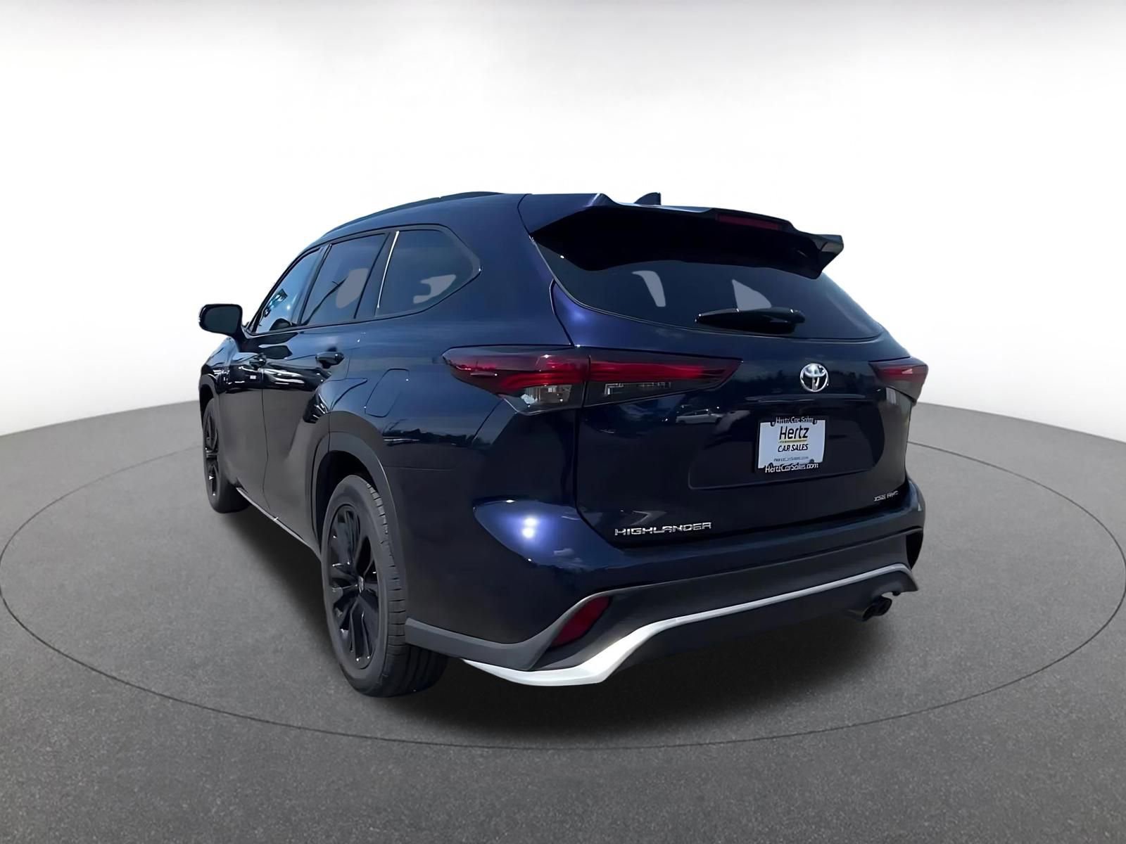 Thumbnail: 2025 Toyota Highlander - 11