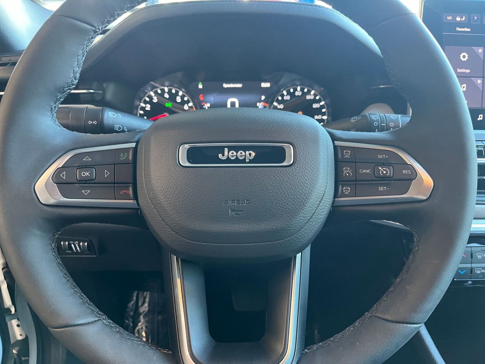 Thumbnail: 2025 Jeep Compass - 28