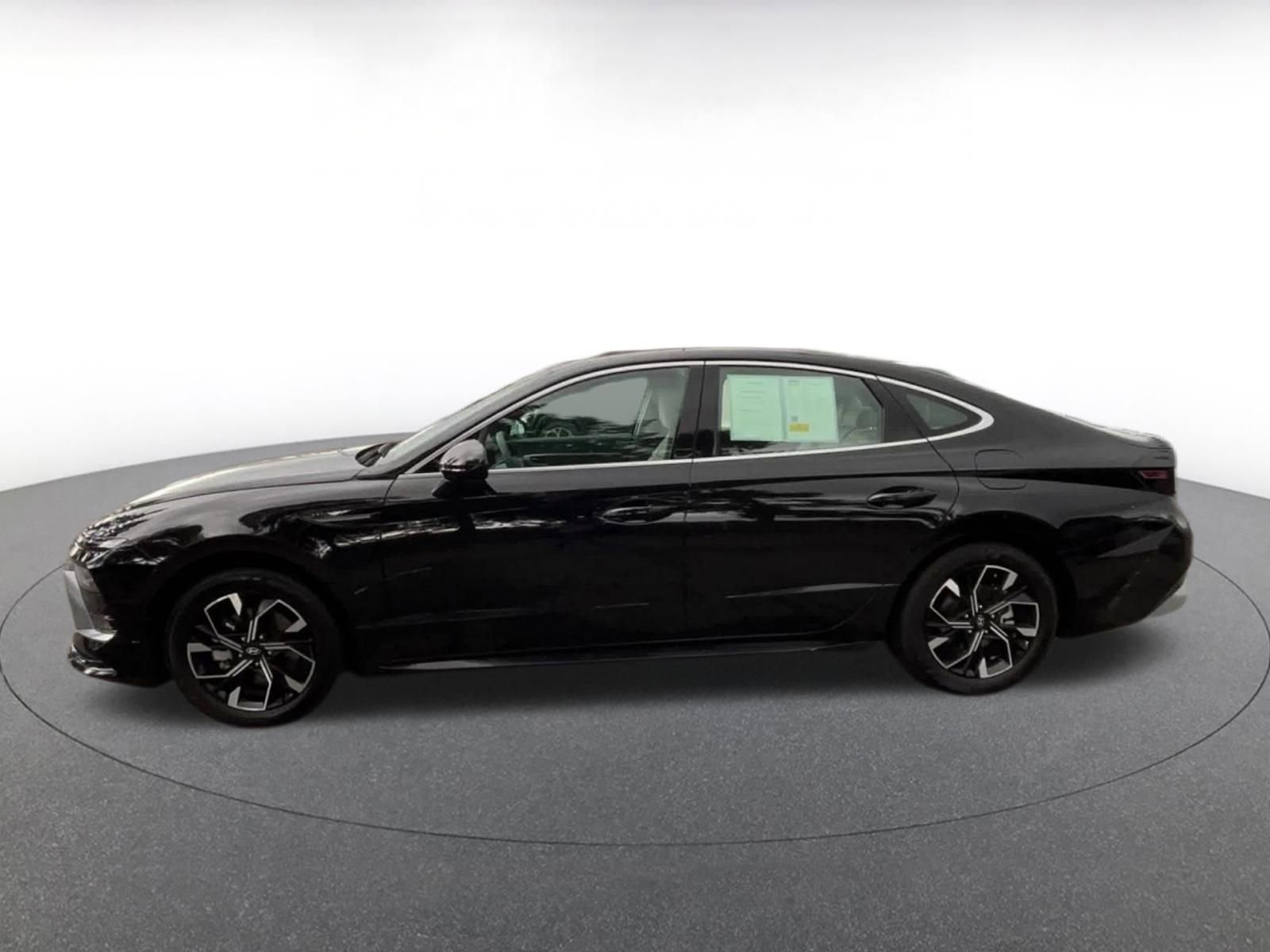 Thumbnail: 2025 Hyundai Sonata - 9