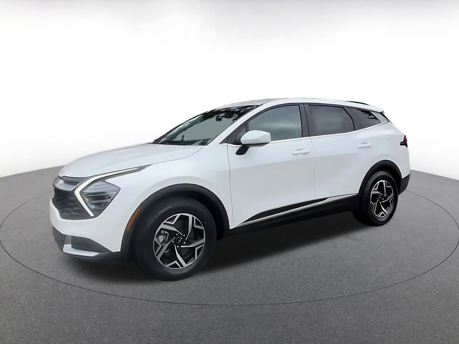 Thumbnail: 2025 Kia Sportage - 8