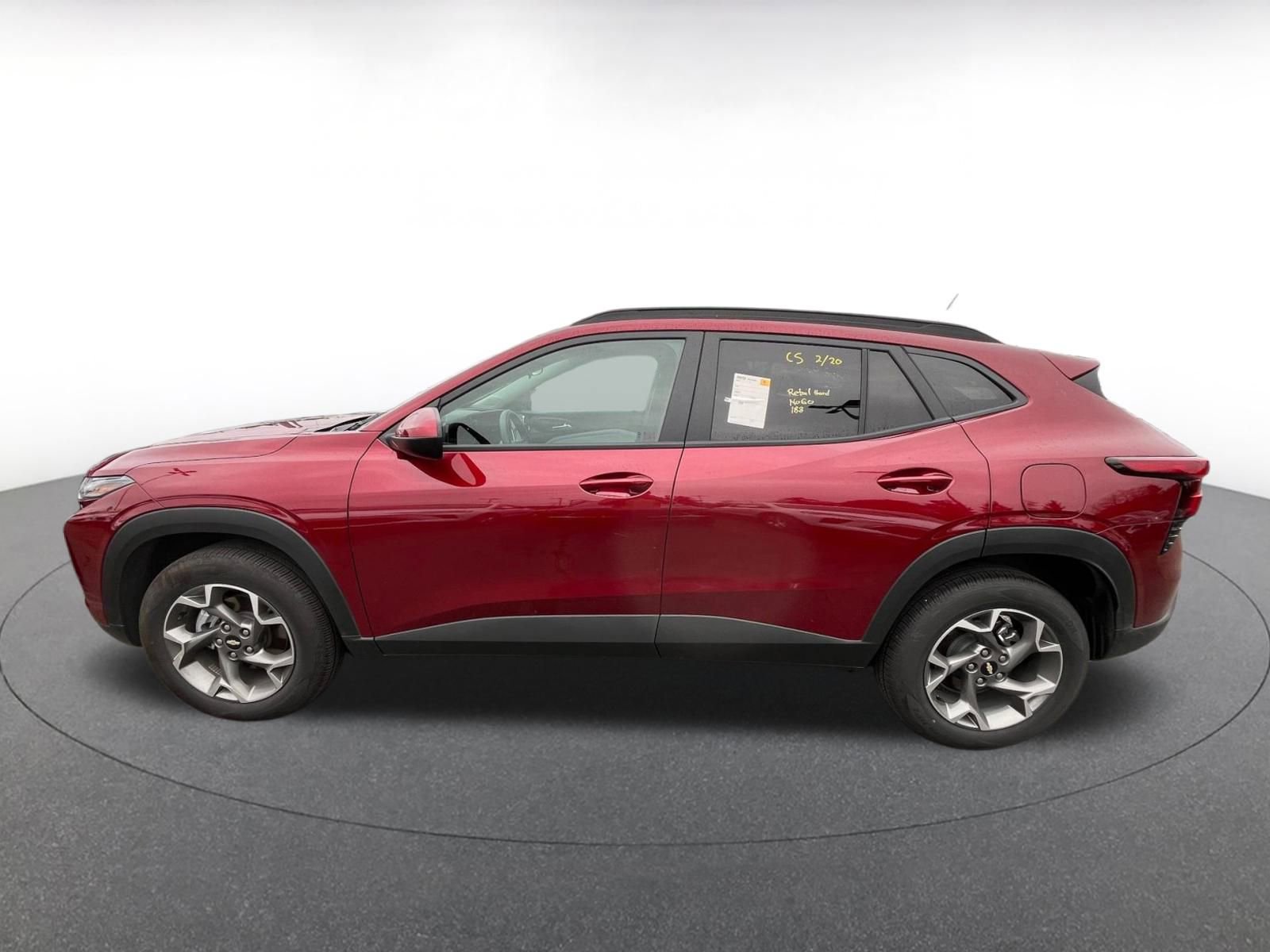 Thumbnail: 2025 Chevrolet Trax - 4