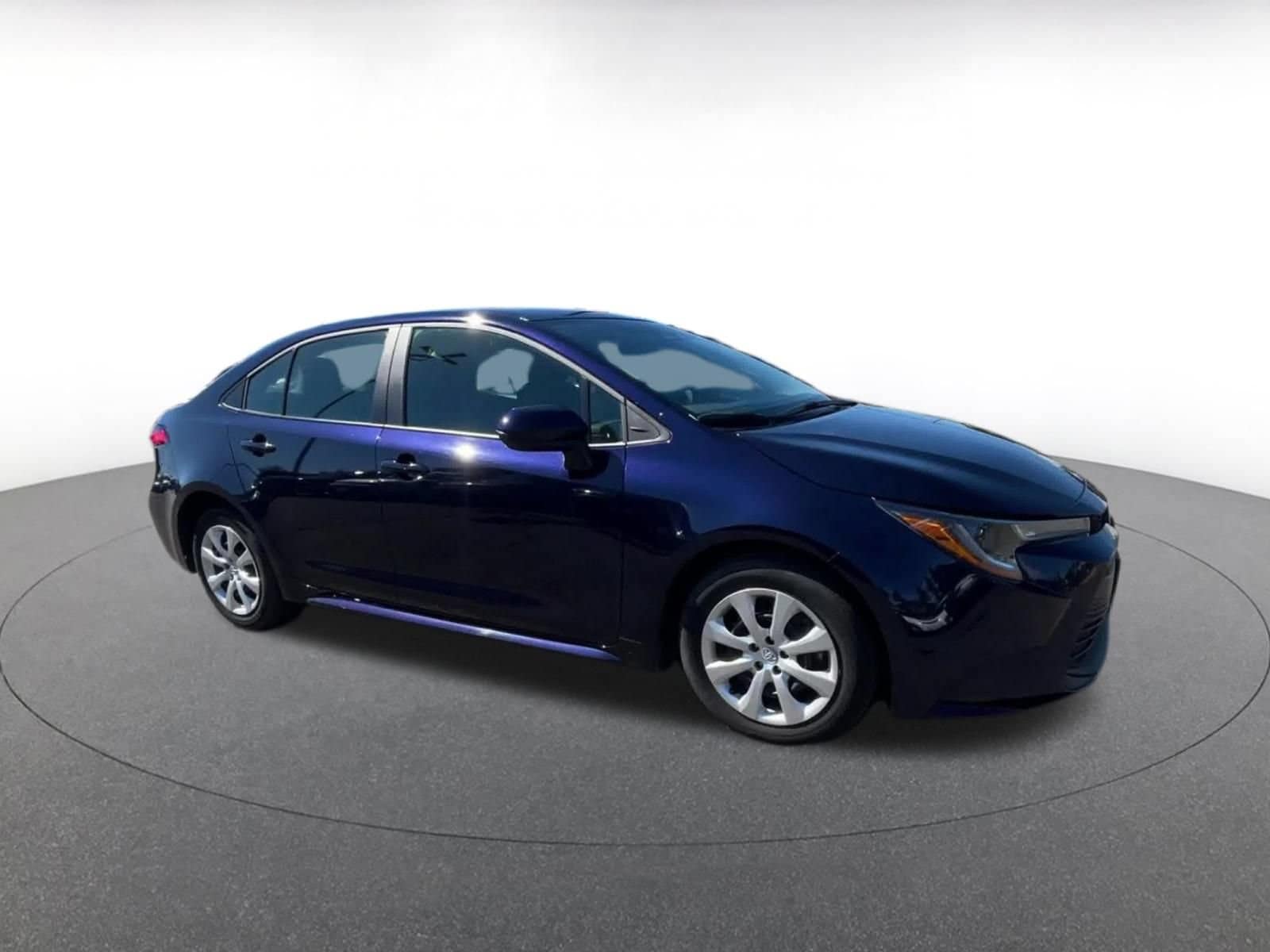 Thumbnail: 2025 Toyota Corolla - 2
