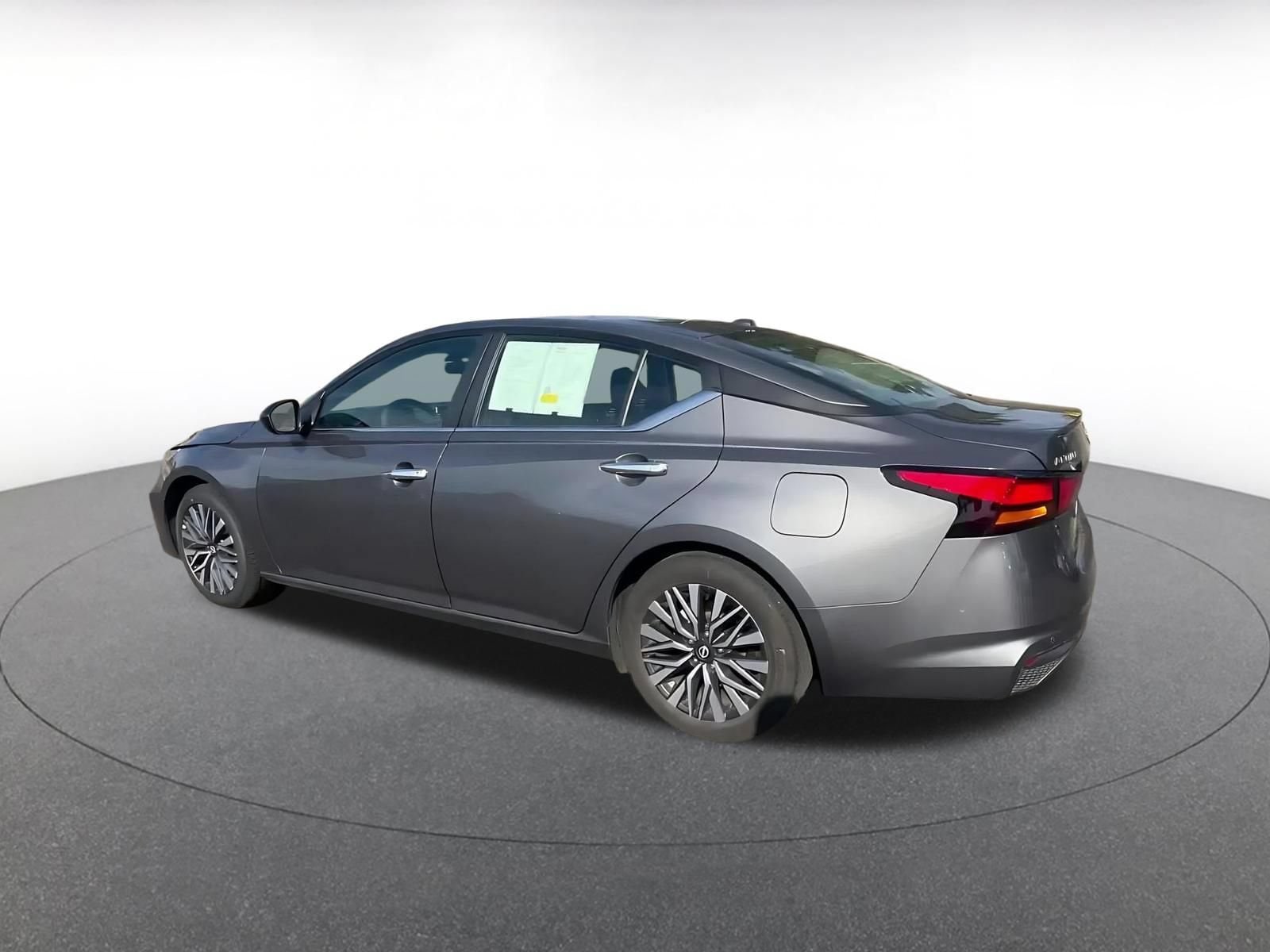 Thumbnail: 2025 Nissan Altima - 7