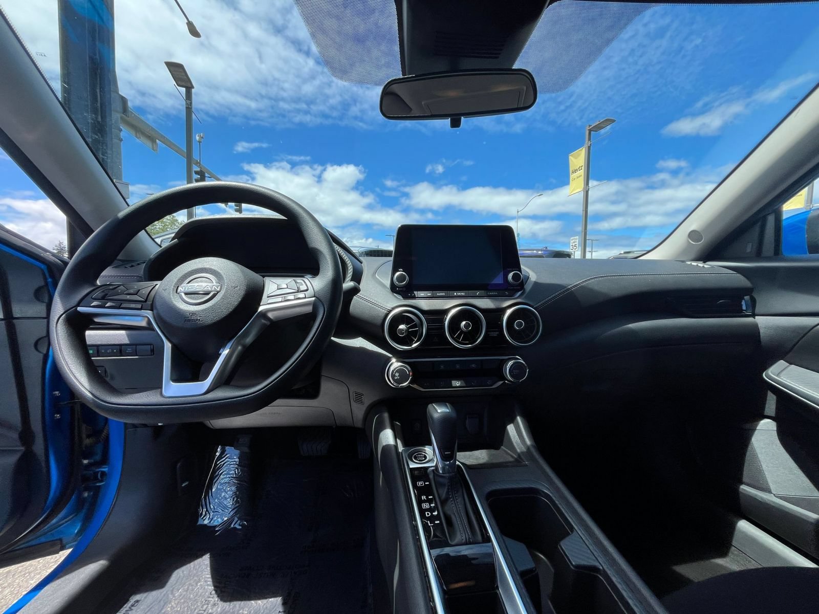 Thumbnail: 2025 Nissan Sentra - 28