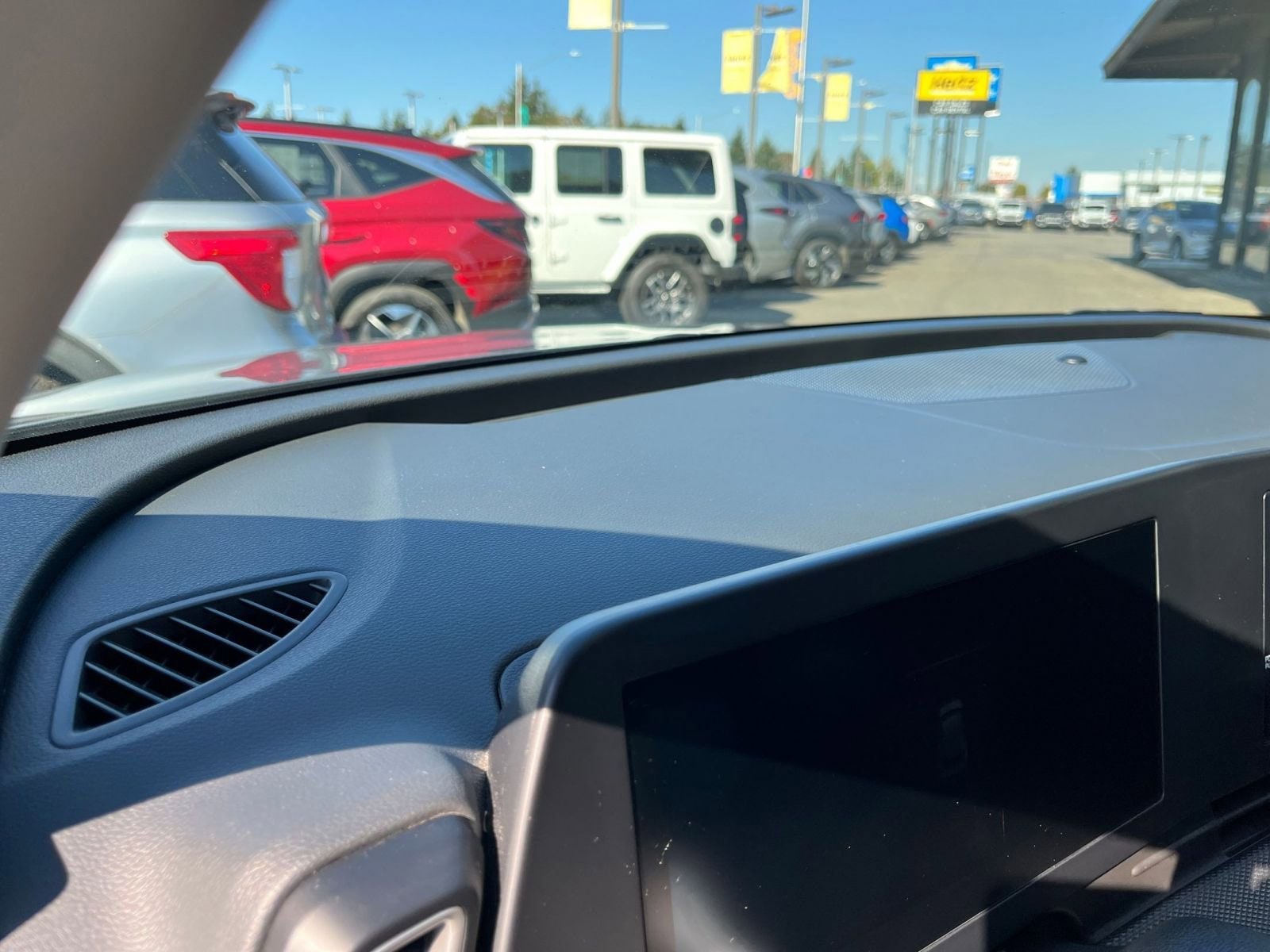 Thumbnail: 2024 Kia Sportage - 34