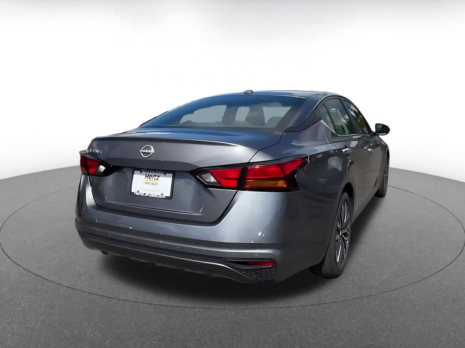 Thumbnail: 2025 Nissan Altima - 11
