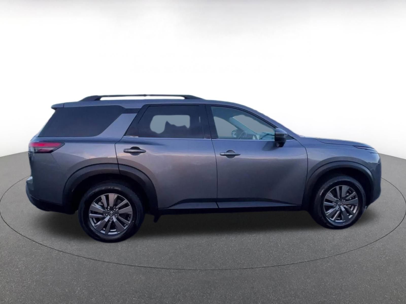 Thumbnail: 2025 Nissan Pathfinder - 16