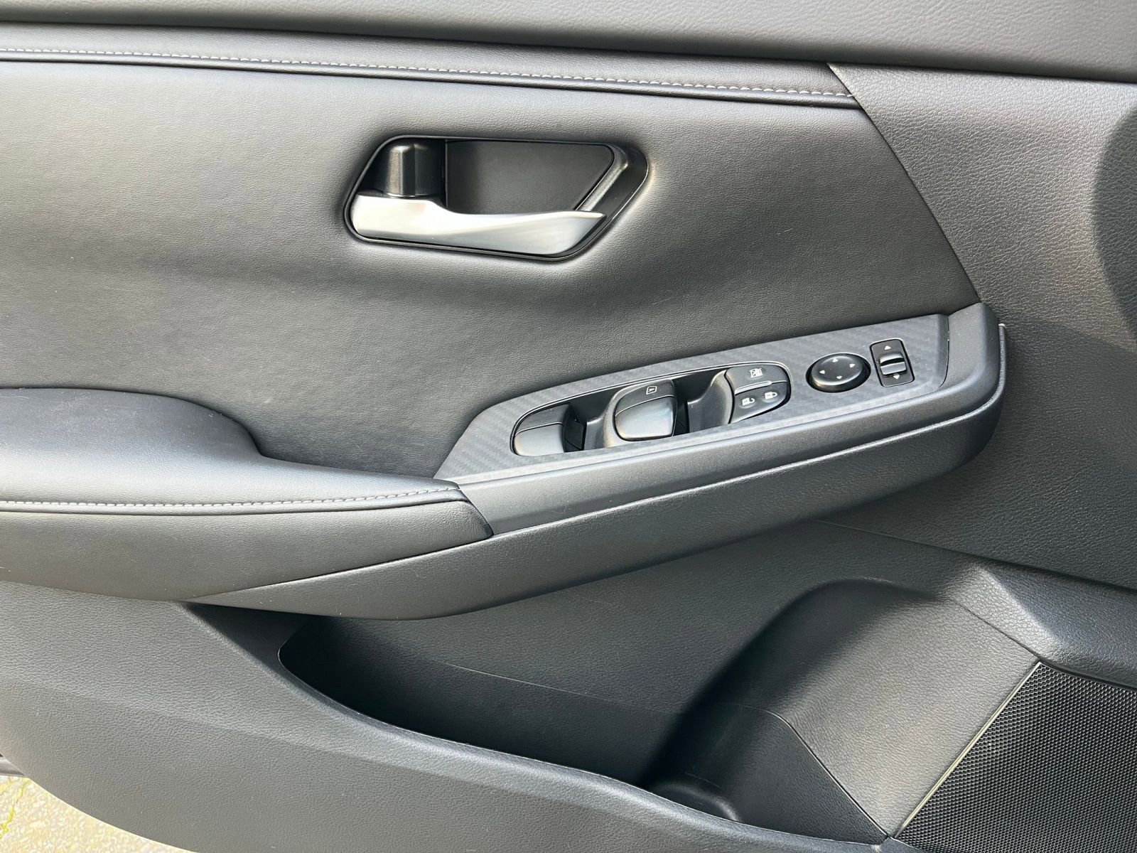 Thumbnail: 2025 Nissan Sentra - 18