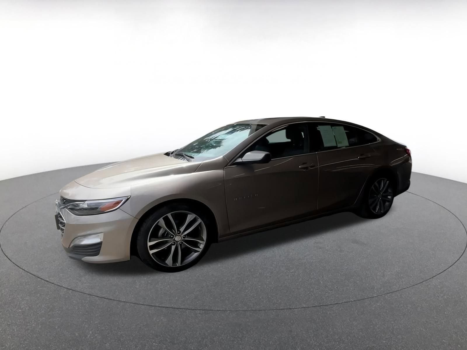 Thumbnail: 2023 Chevrolet Malibu - 8