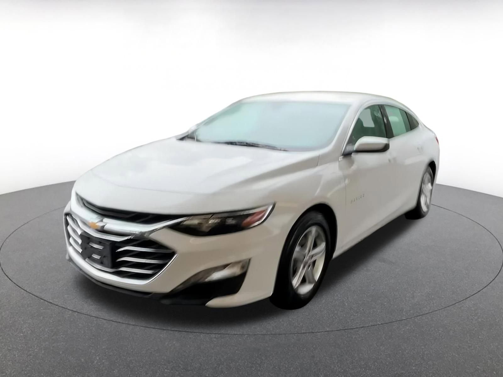 Thumbnail: 2023 Chevrolet Malibu - 6
