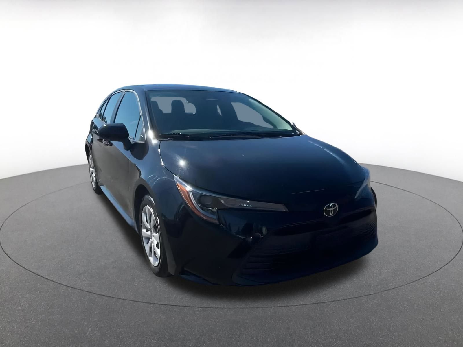 Thumbnail: 2024 Toyota Corolla - 3