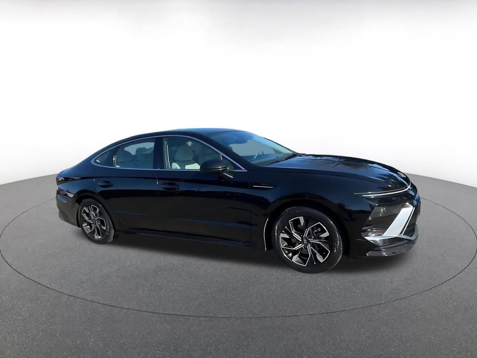 Thumbnail: 2025 Hyundai Sonata - 2