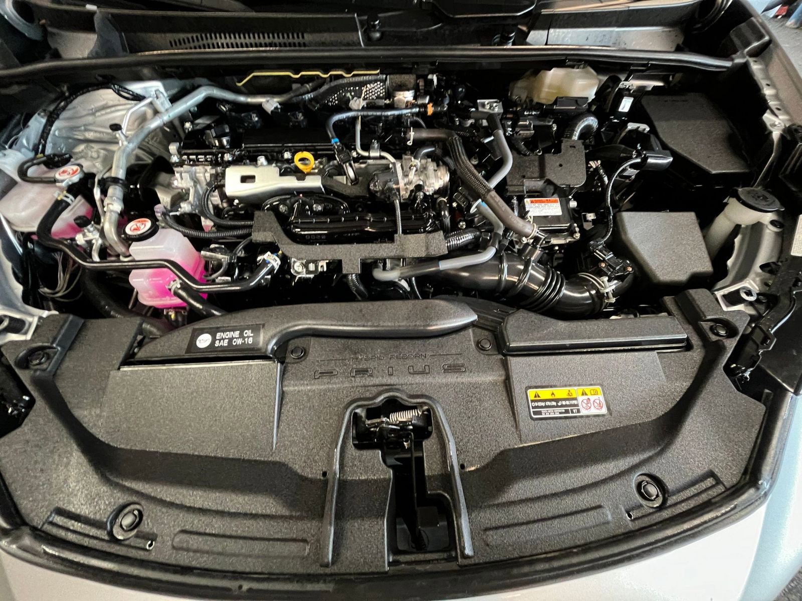 Thumbnail: 2025 Toyota Prius - 33