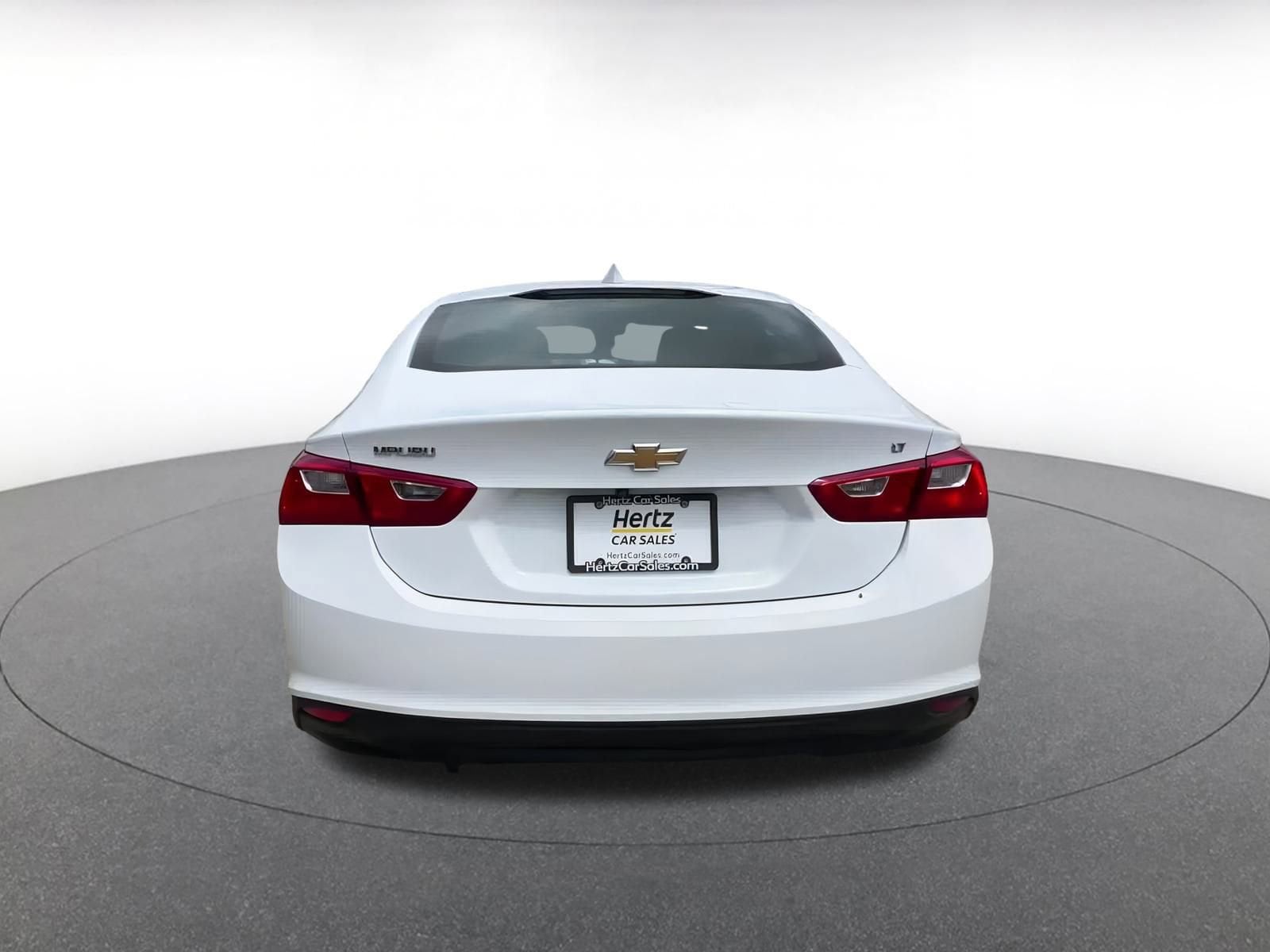Thumbnail: 2023 Chevrolet Malibu - 12