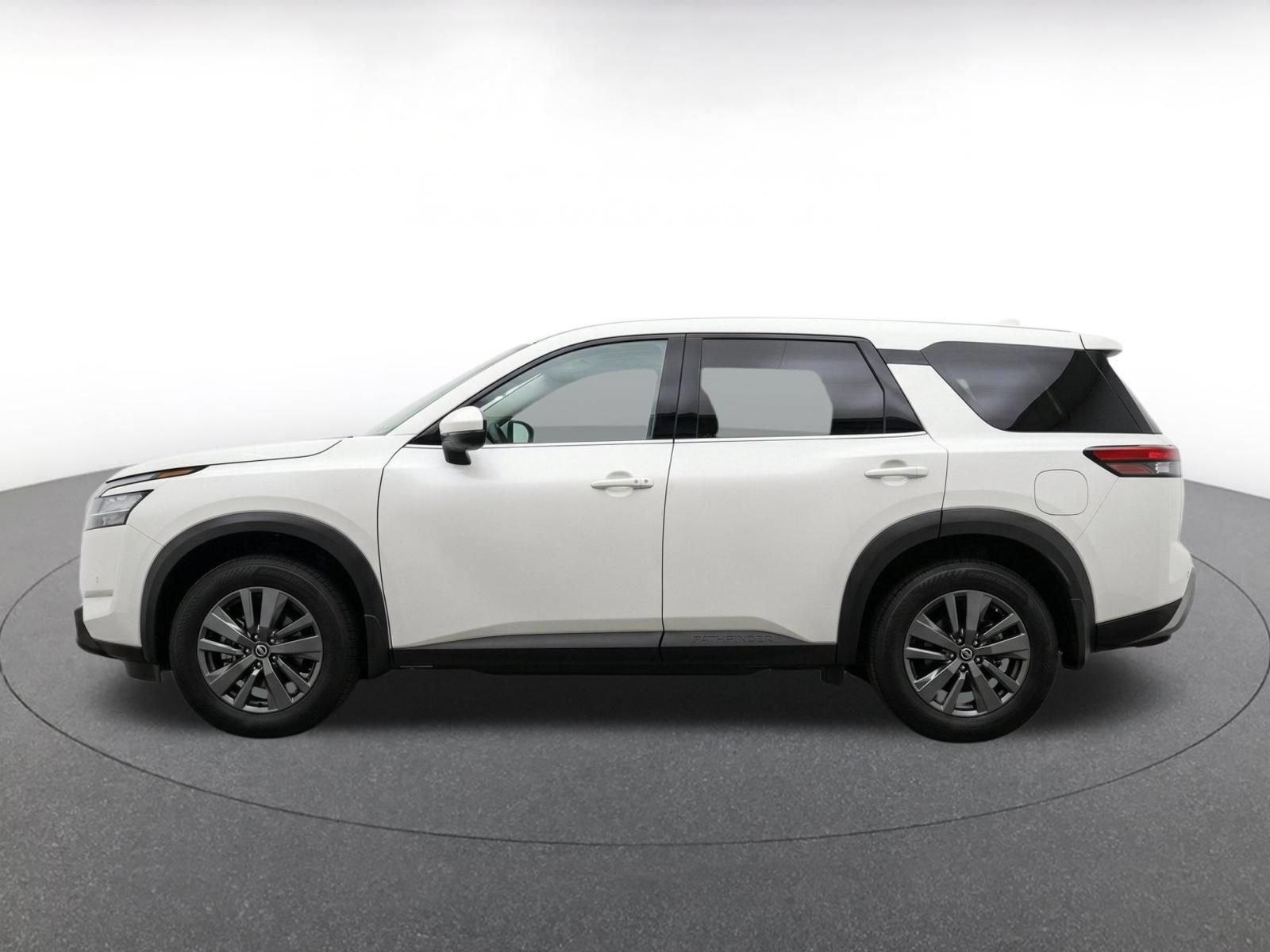 Thumbnail: 2025 Nissan Pathfinder - 4