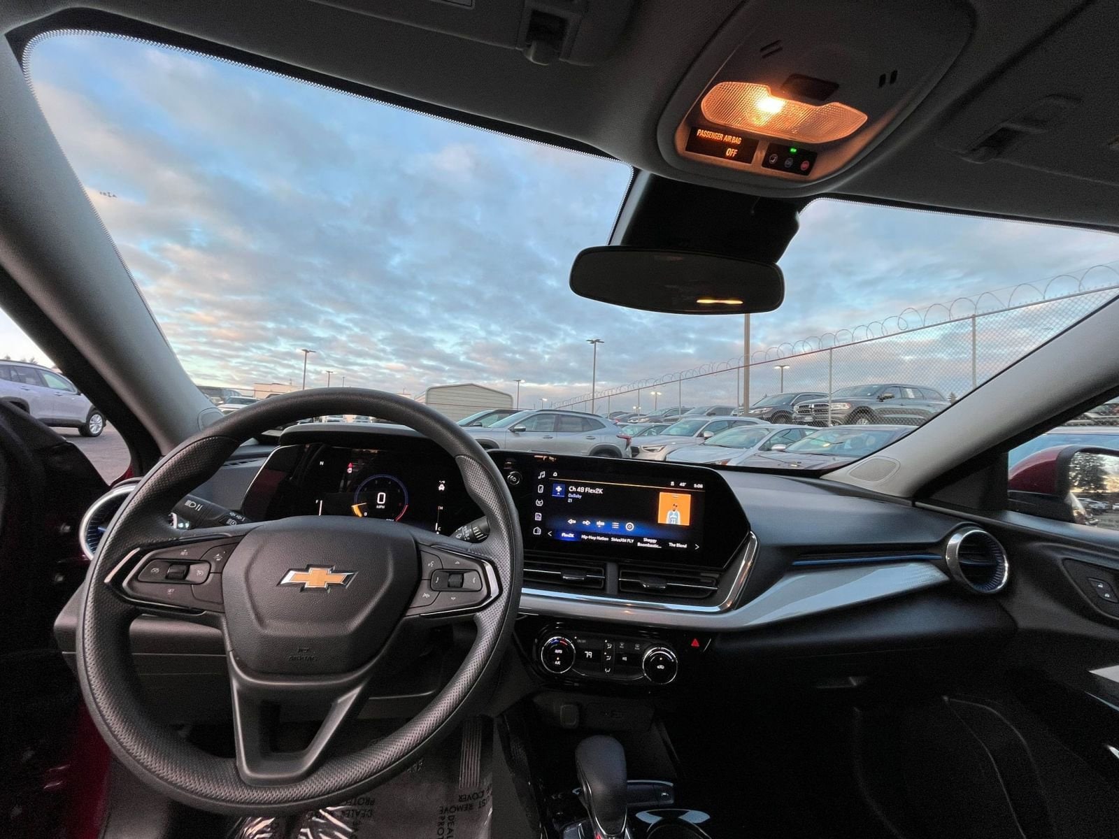 Thumbnail: 2025 Chevrolet Trax - 33