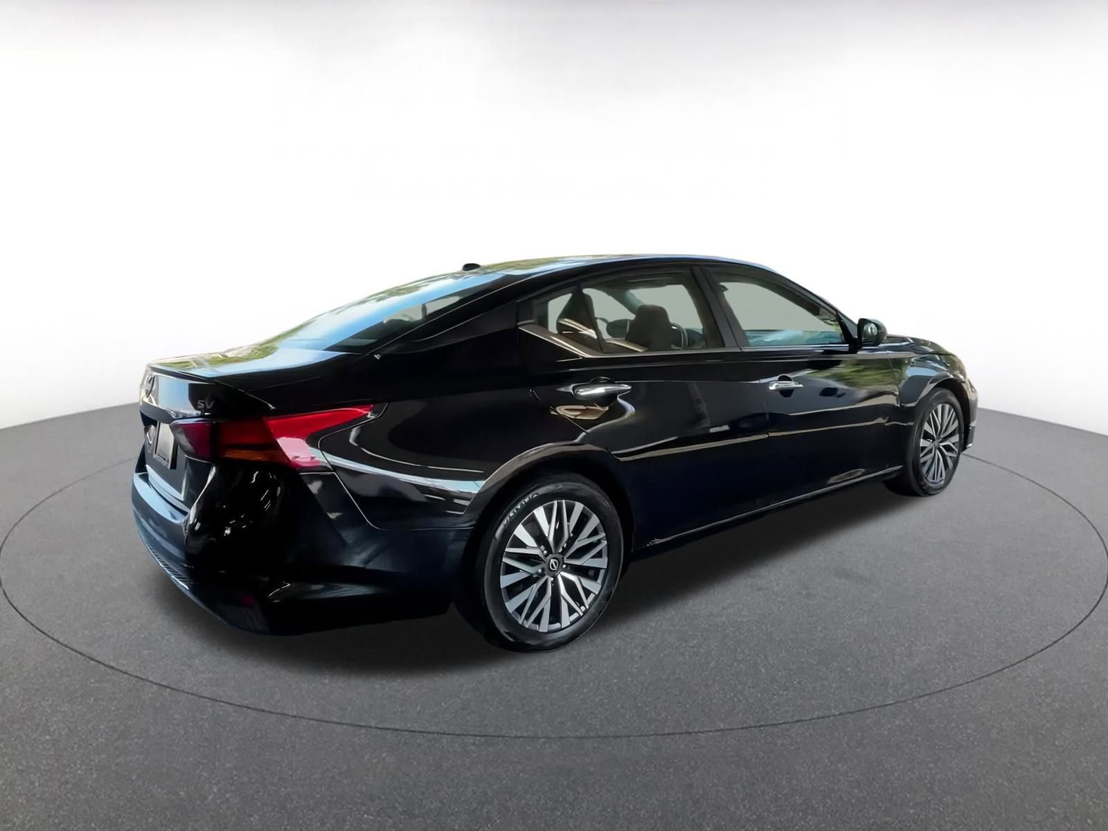 Thumbnail: 2024 Nissan Altima - 12