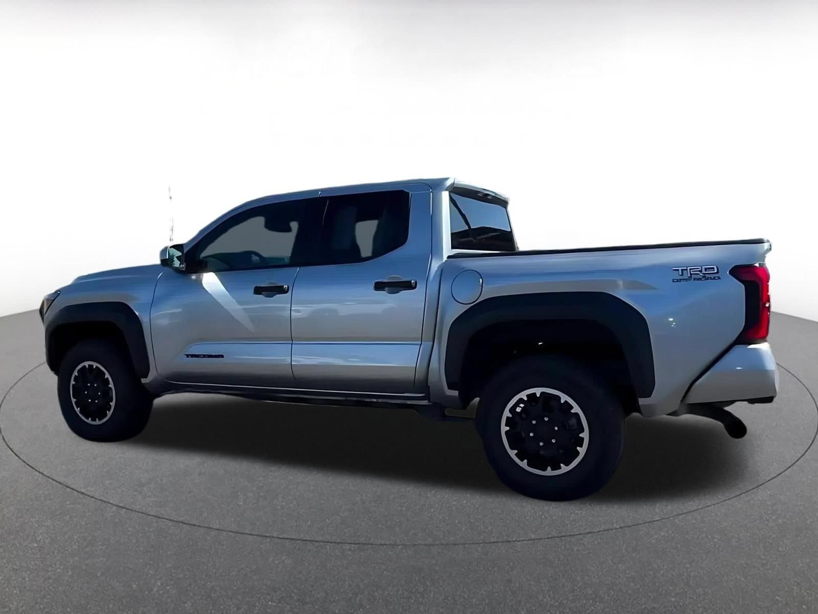 Thumbnail: 2025 Toyota Tacoma - 10