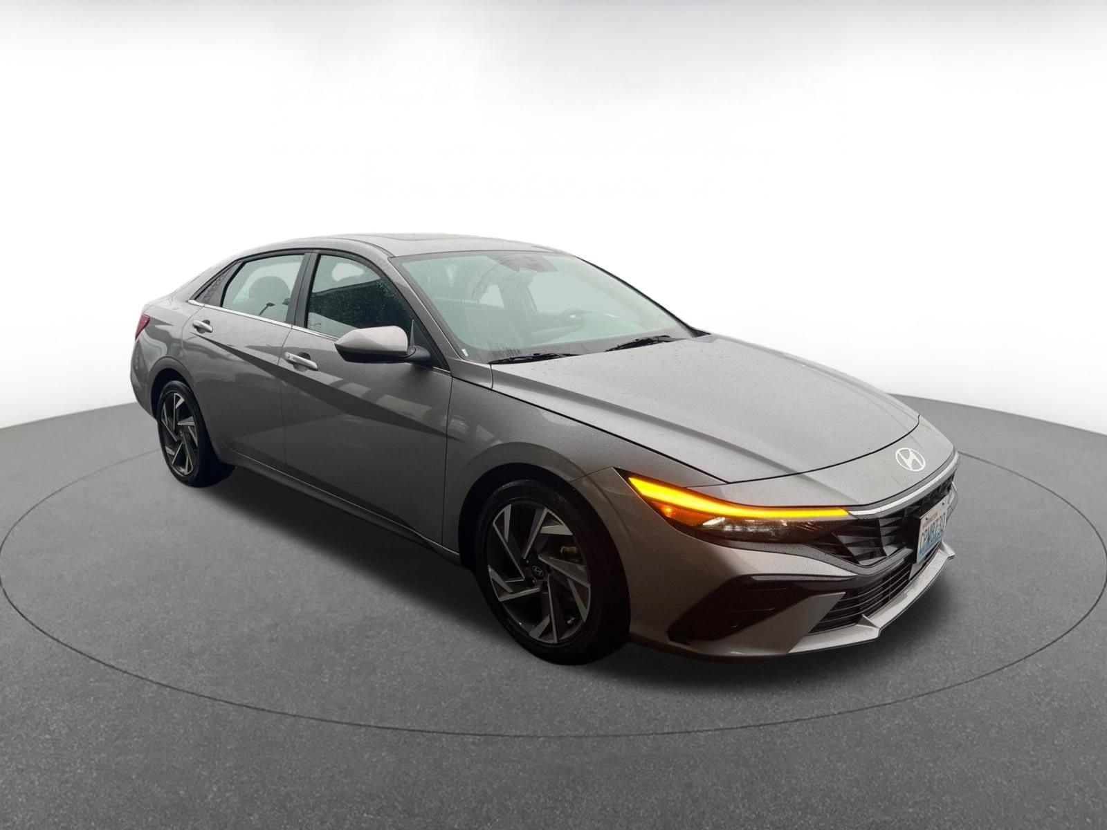 Thumbnail: 2025 Hyundai Elantra - 1