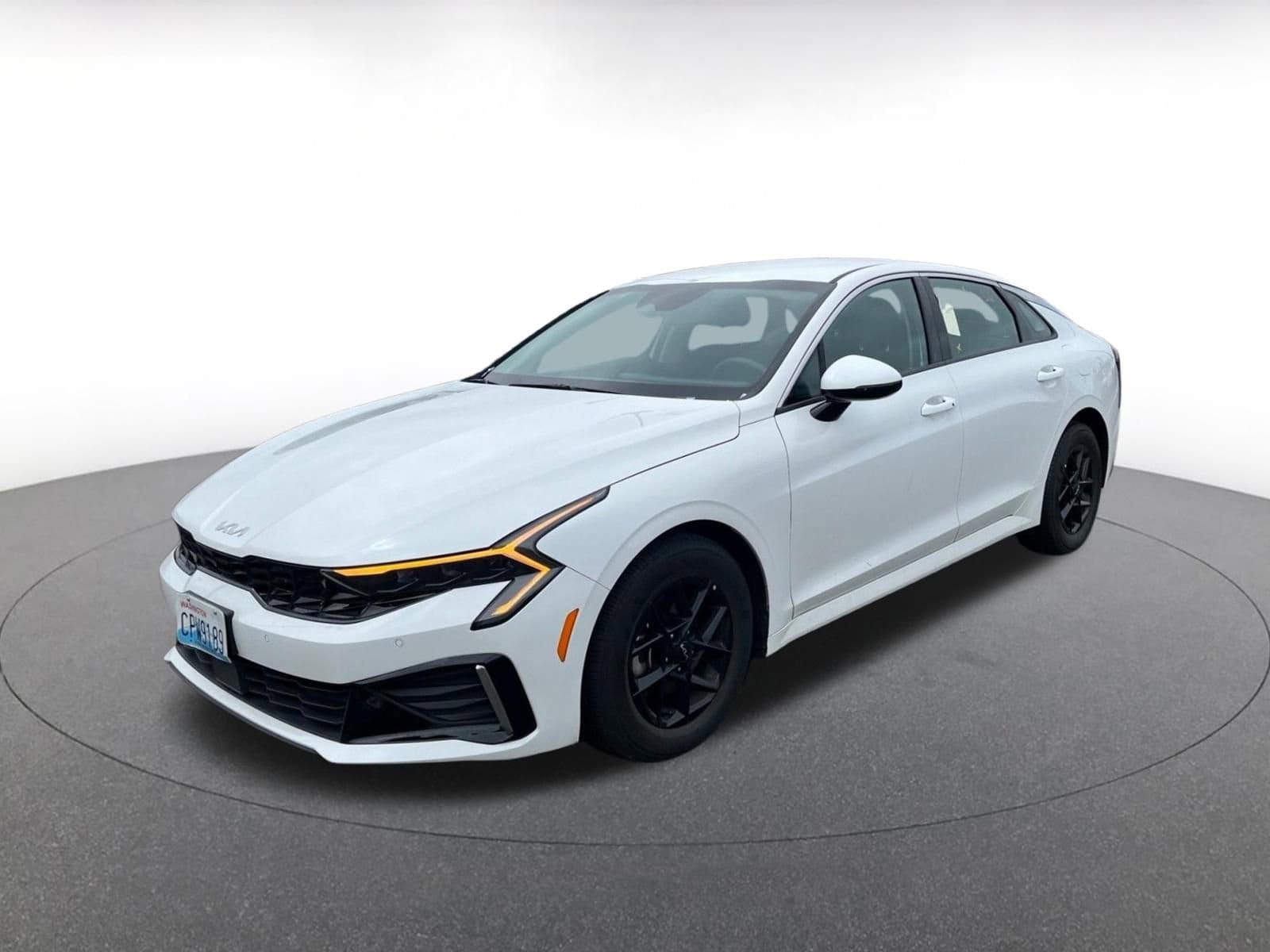 Thumbnail: 2025 Kia K5 - 3