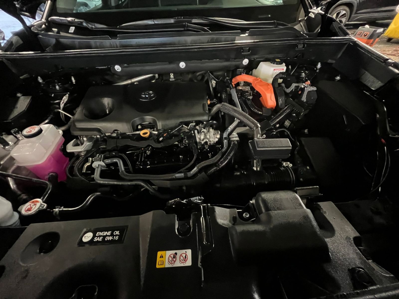 Thumbnail: 2025 Toyota RAV4 - 32