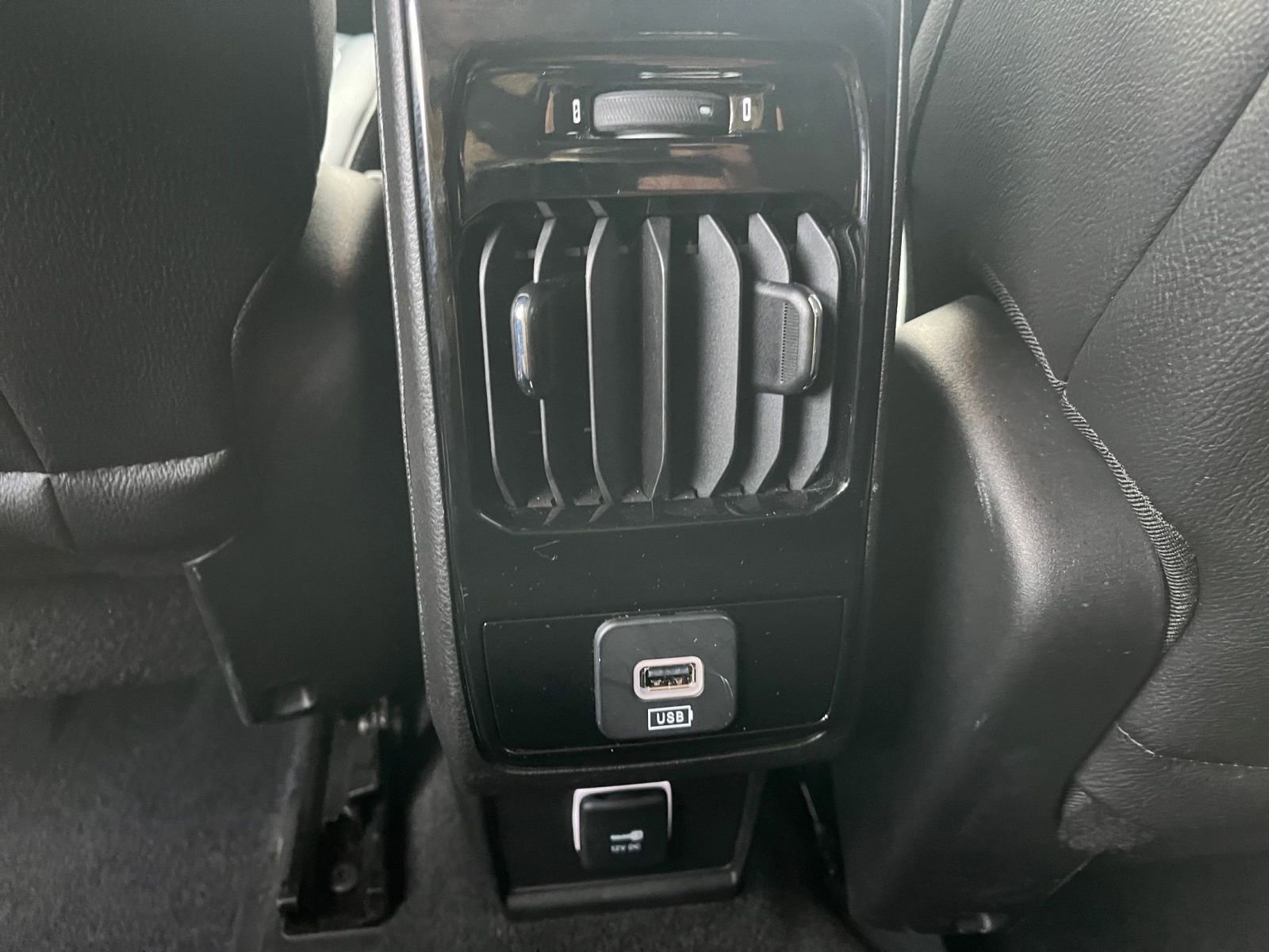 Thumbnail: 2025 Jeep Compass - 23