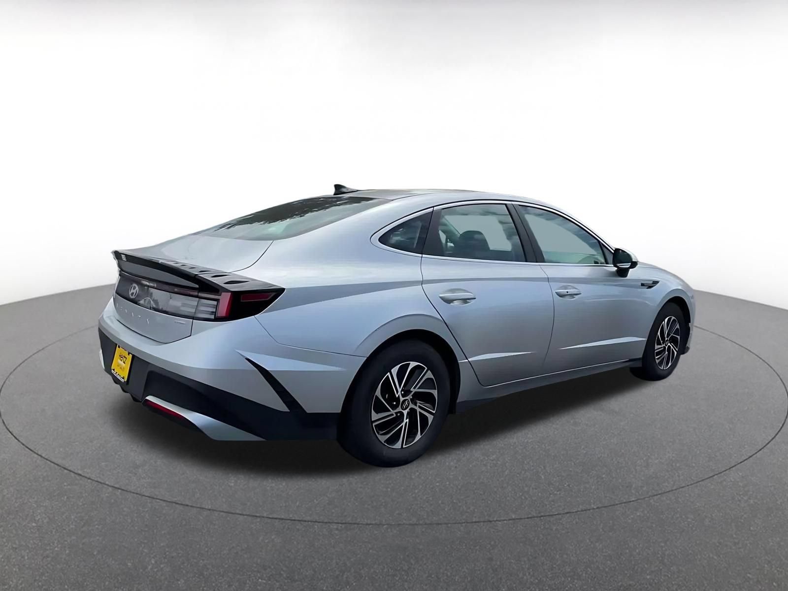 Thumbnail: 2026 Hyundai Sonata - 14