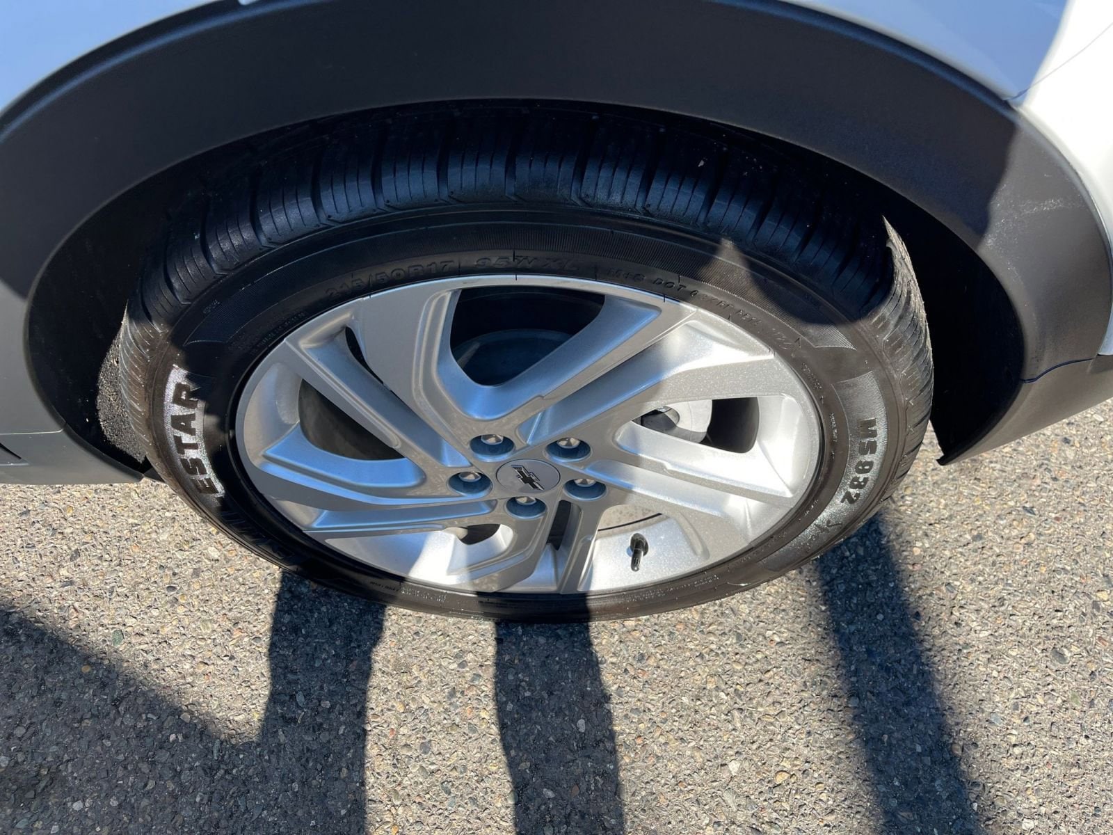 Thumbnail: 2023 Chevrolet Bolt EV - 32