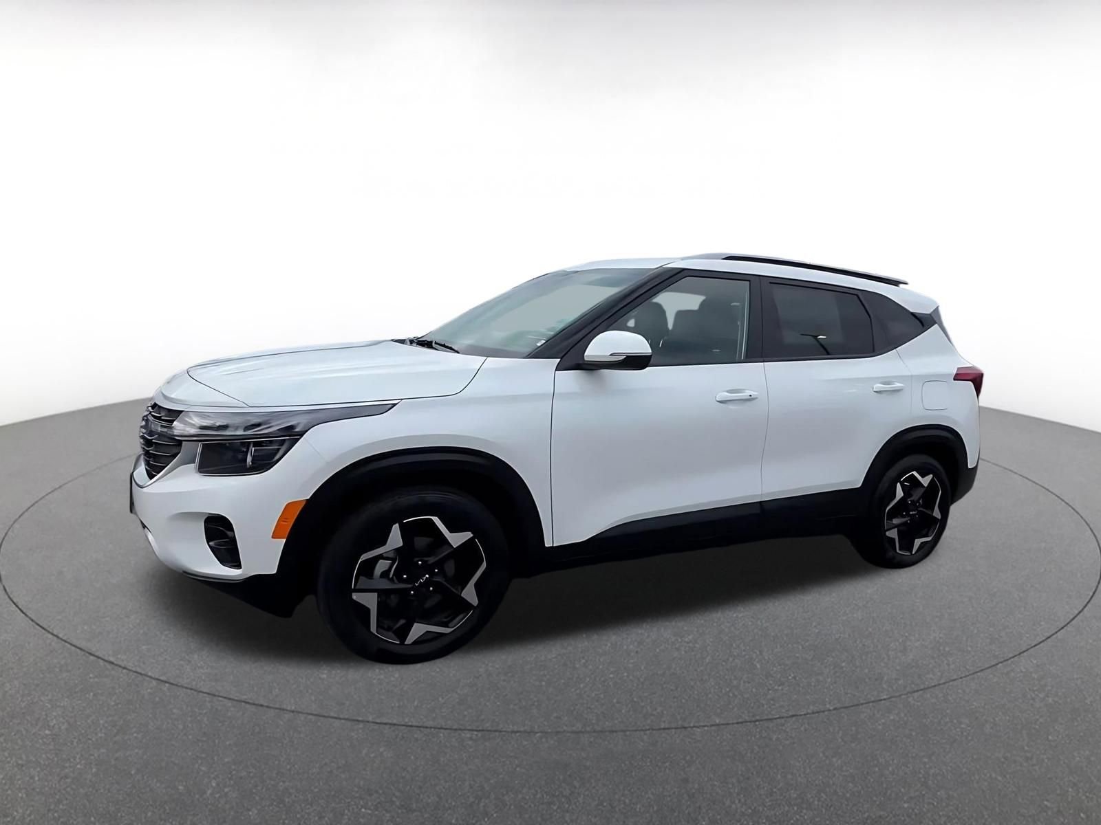 Thumbnail: 2025 Kia Seltos - 8