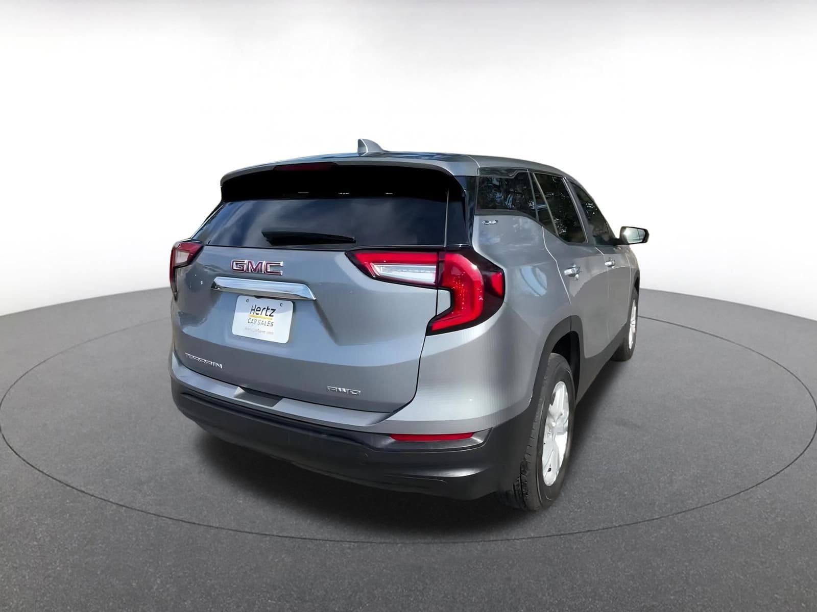 Thumbnail: 2024 GMC Terrain - 13