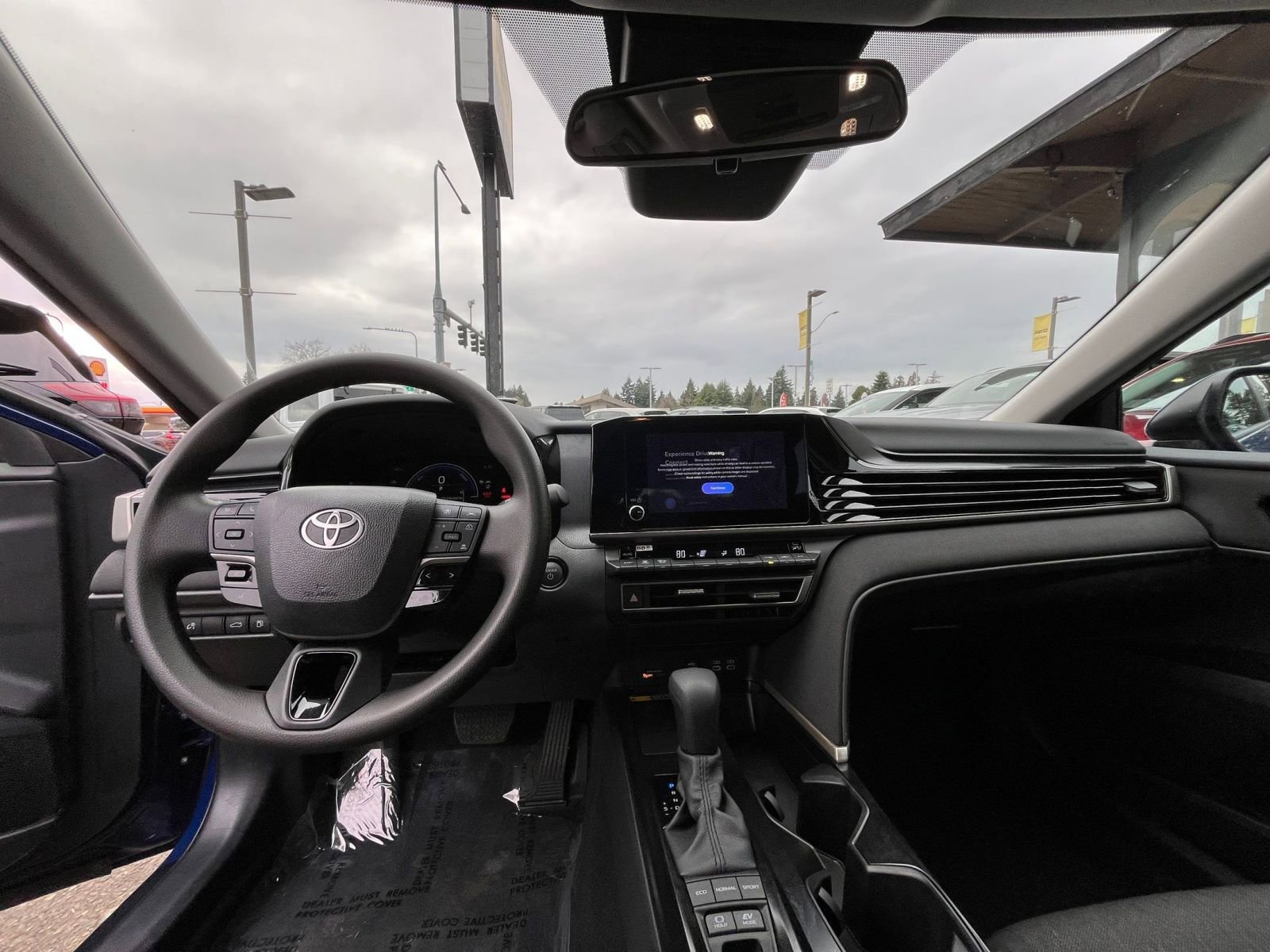 Thumbnail: 2025 Toyota Camry - 33