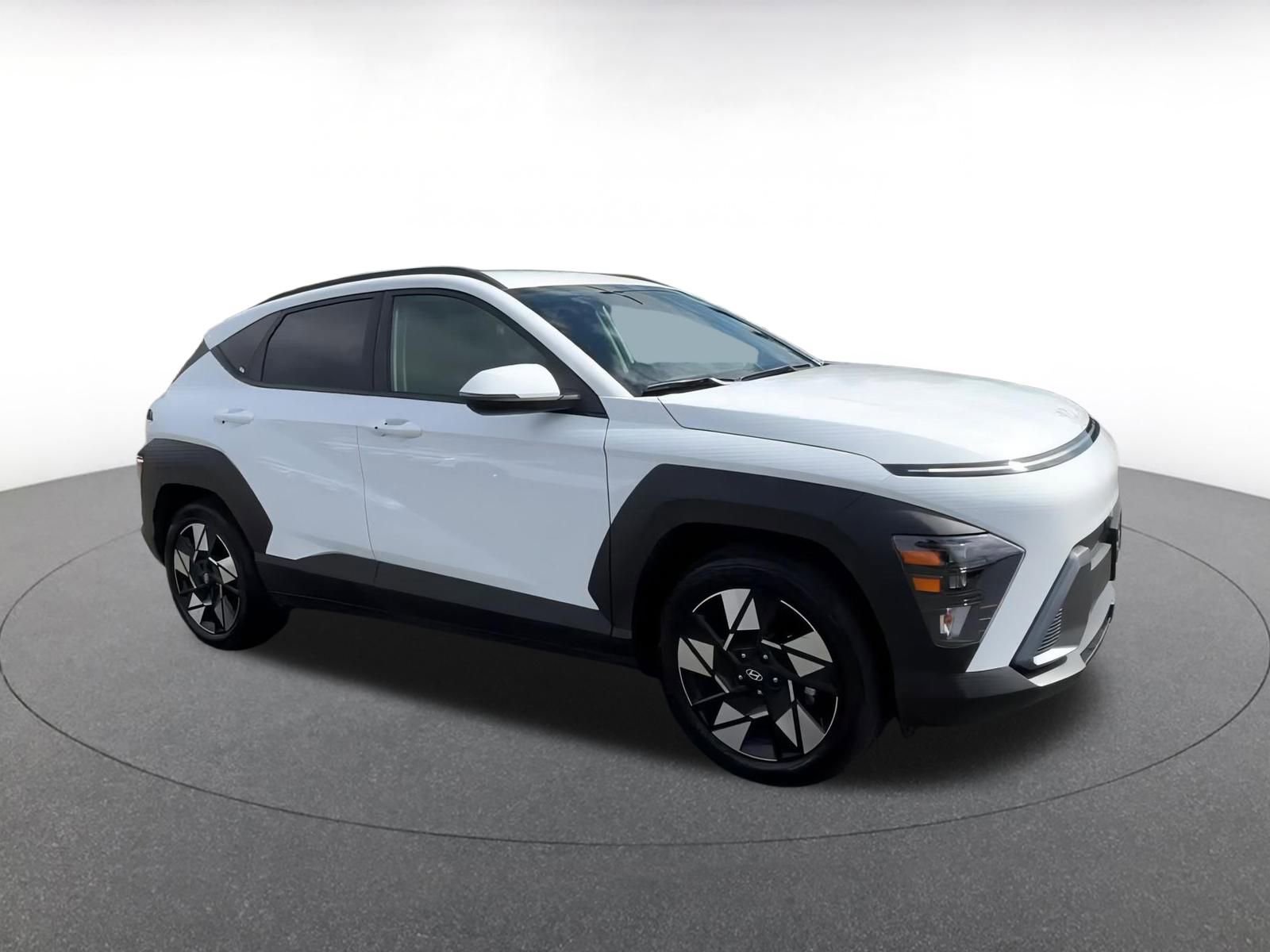 2024 Hyundai Kona SEL 2